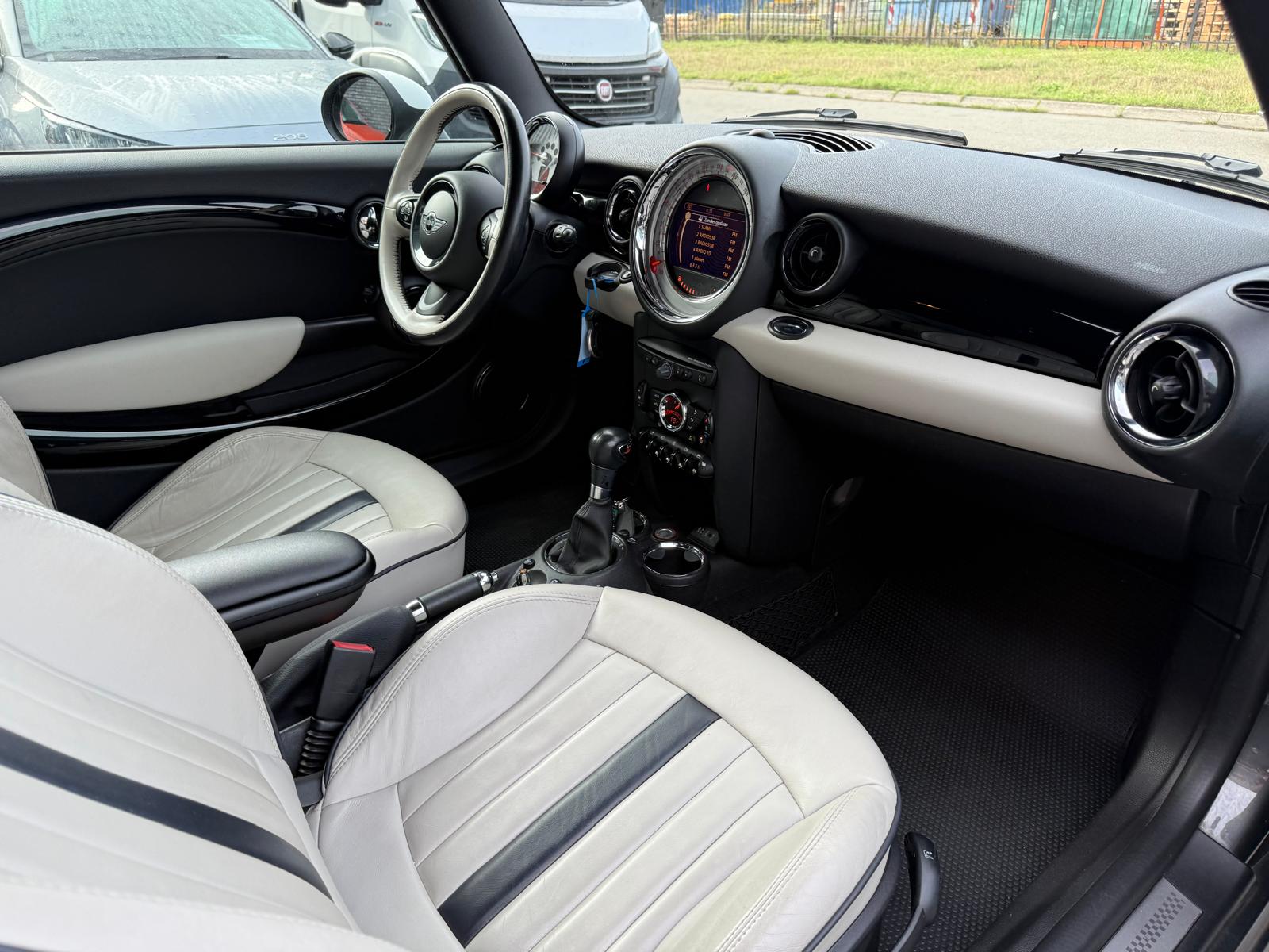 Foto van Mini Cooper SD