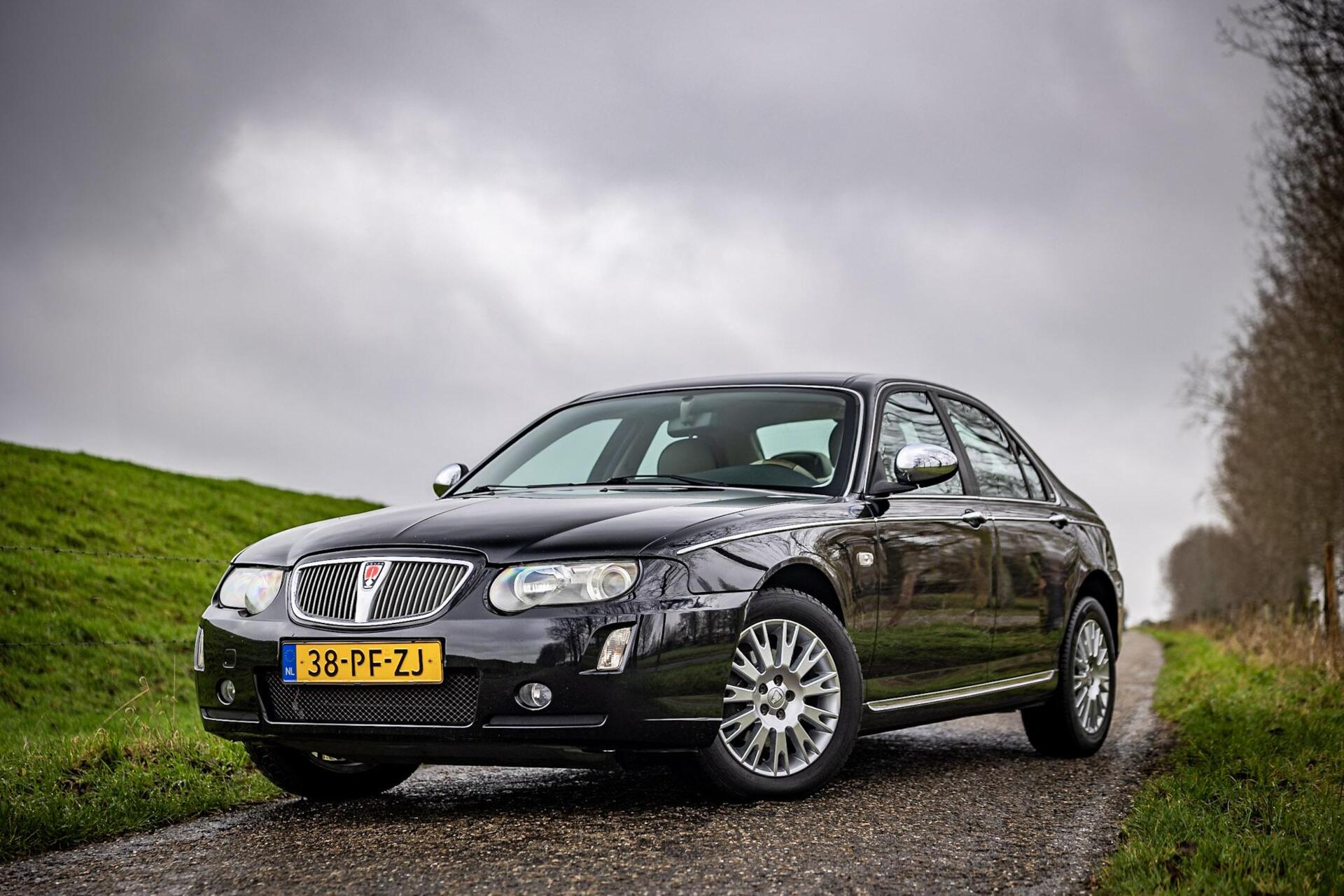 Foto van Rover 75
