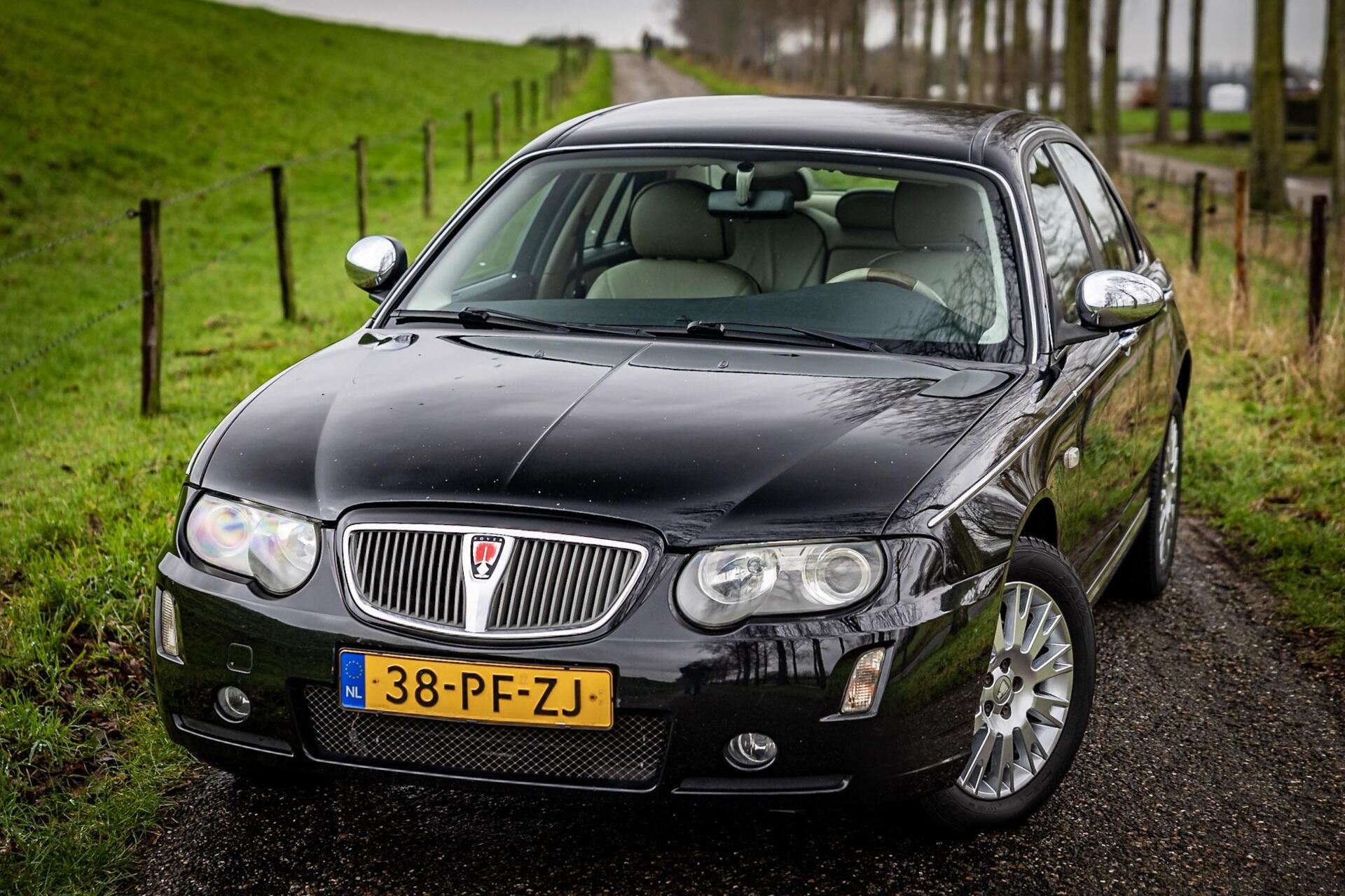 Foto van Rover 75