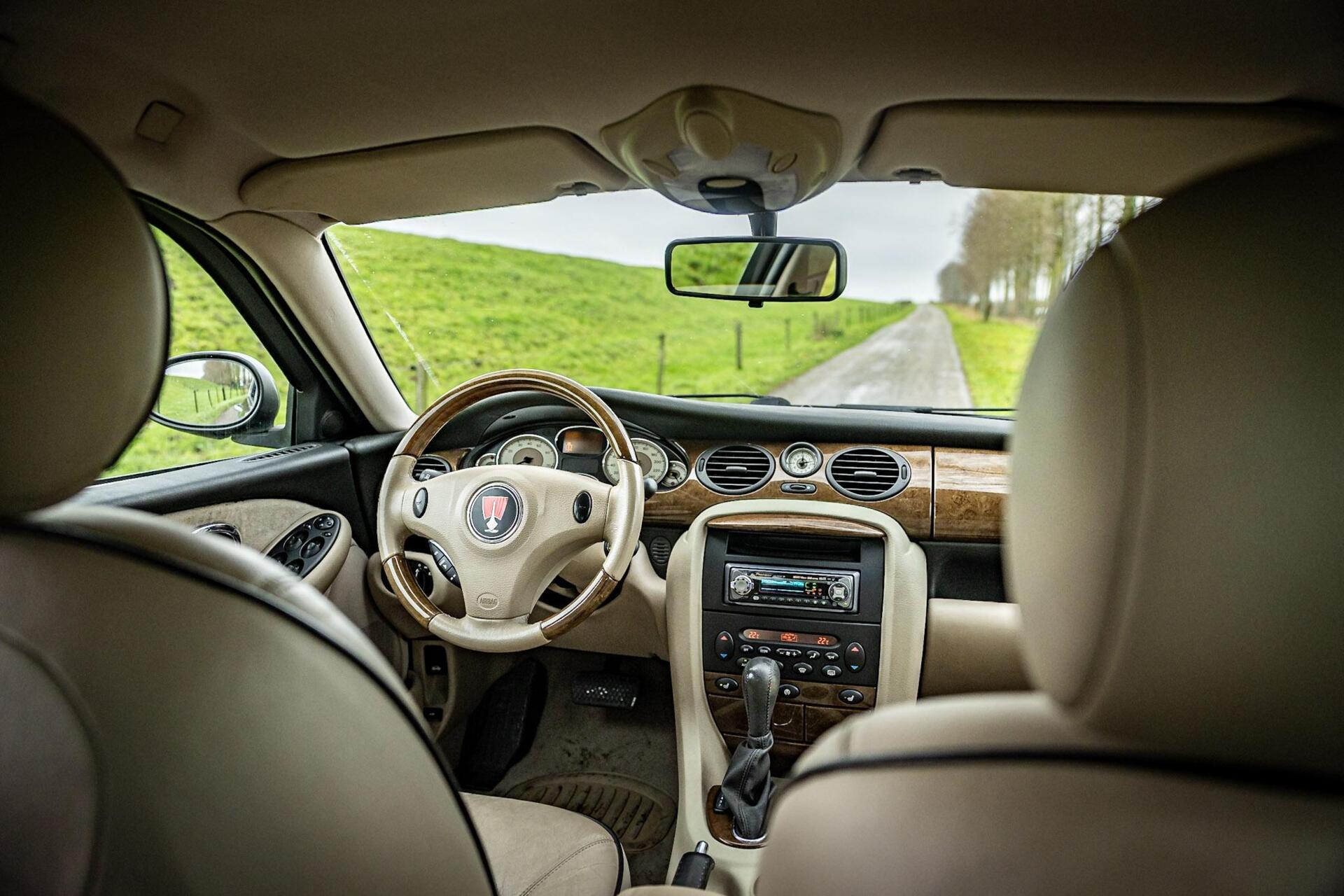 Foto van Rover 75