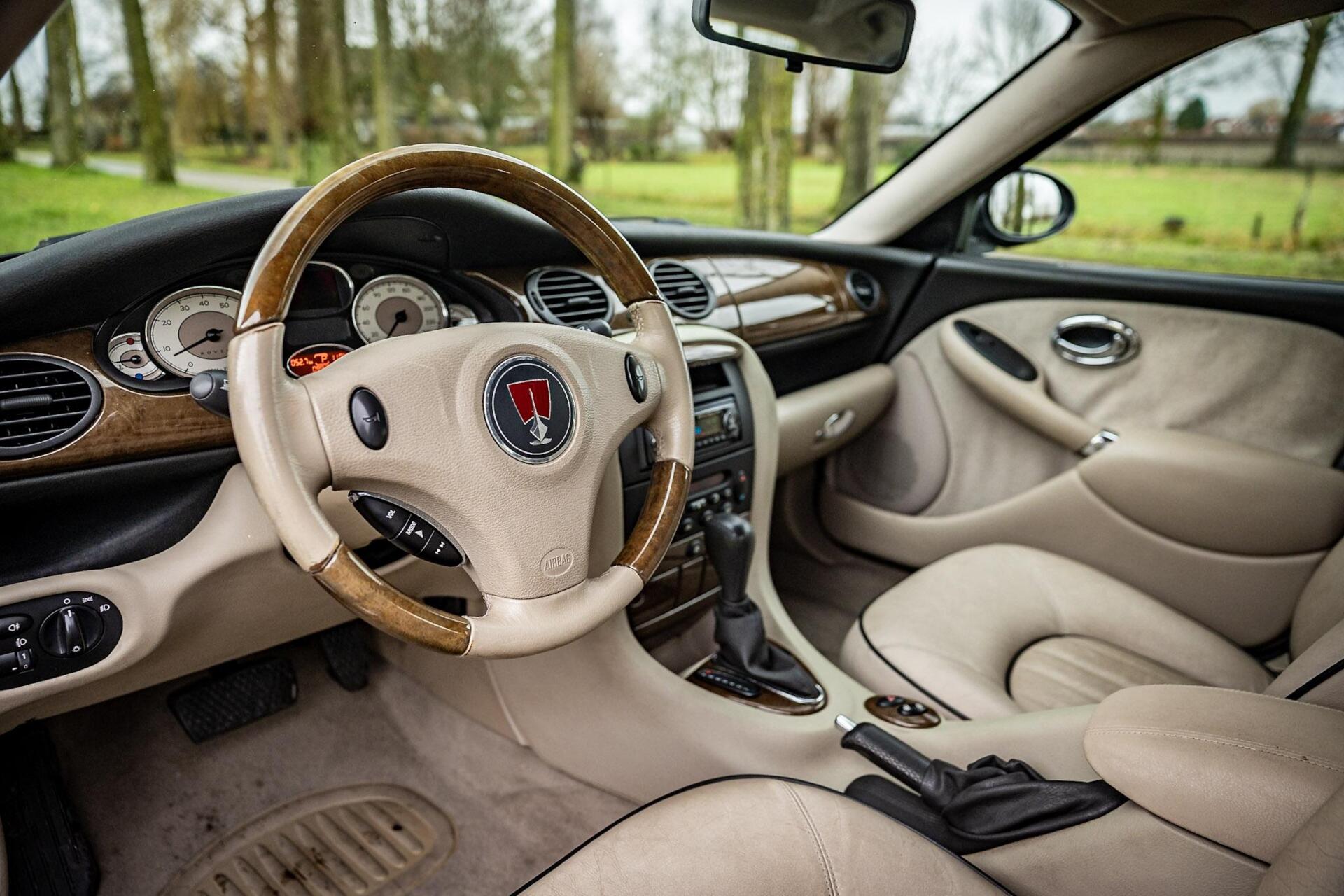 Foto van Rover 75