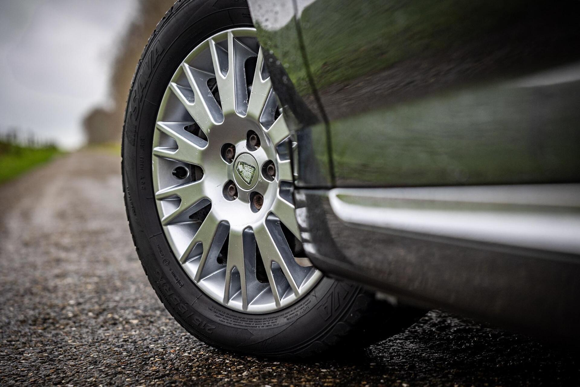 Foto van Rover 75