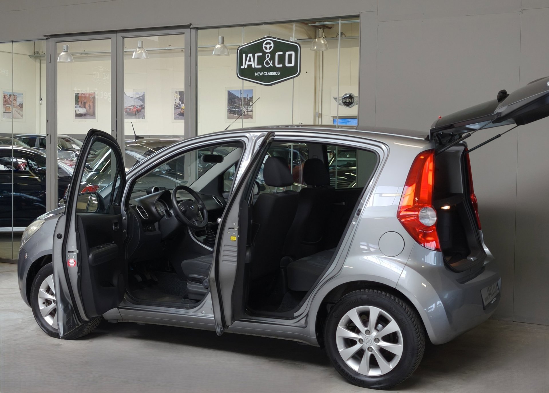 Foto van Opel Agila