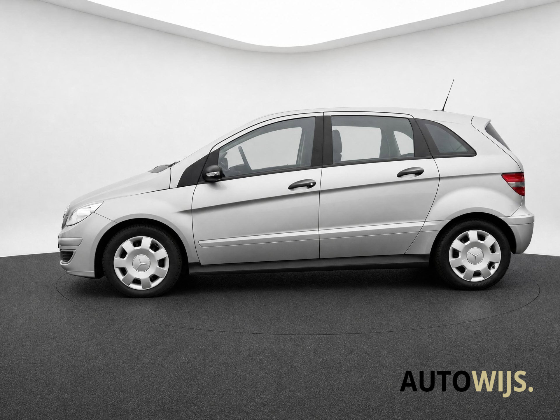 Foto van Mercedes-Benz B 200