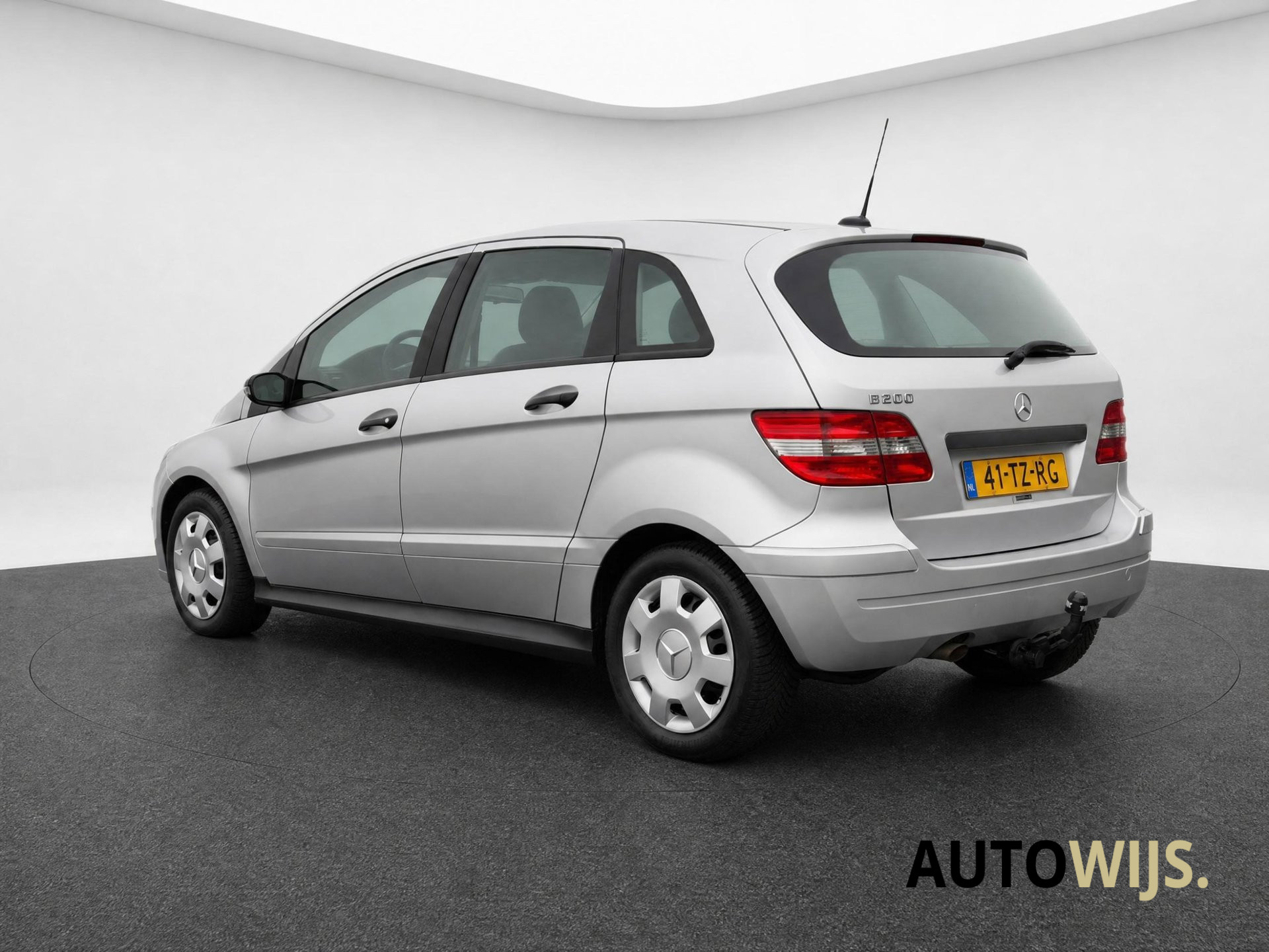 Foto van Mercedes-Benz B 200