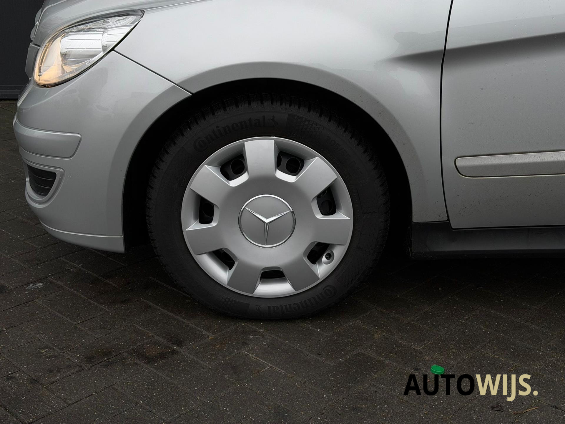 Foto van Mercedes-Benz B 200