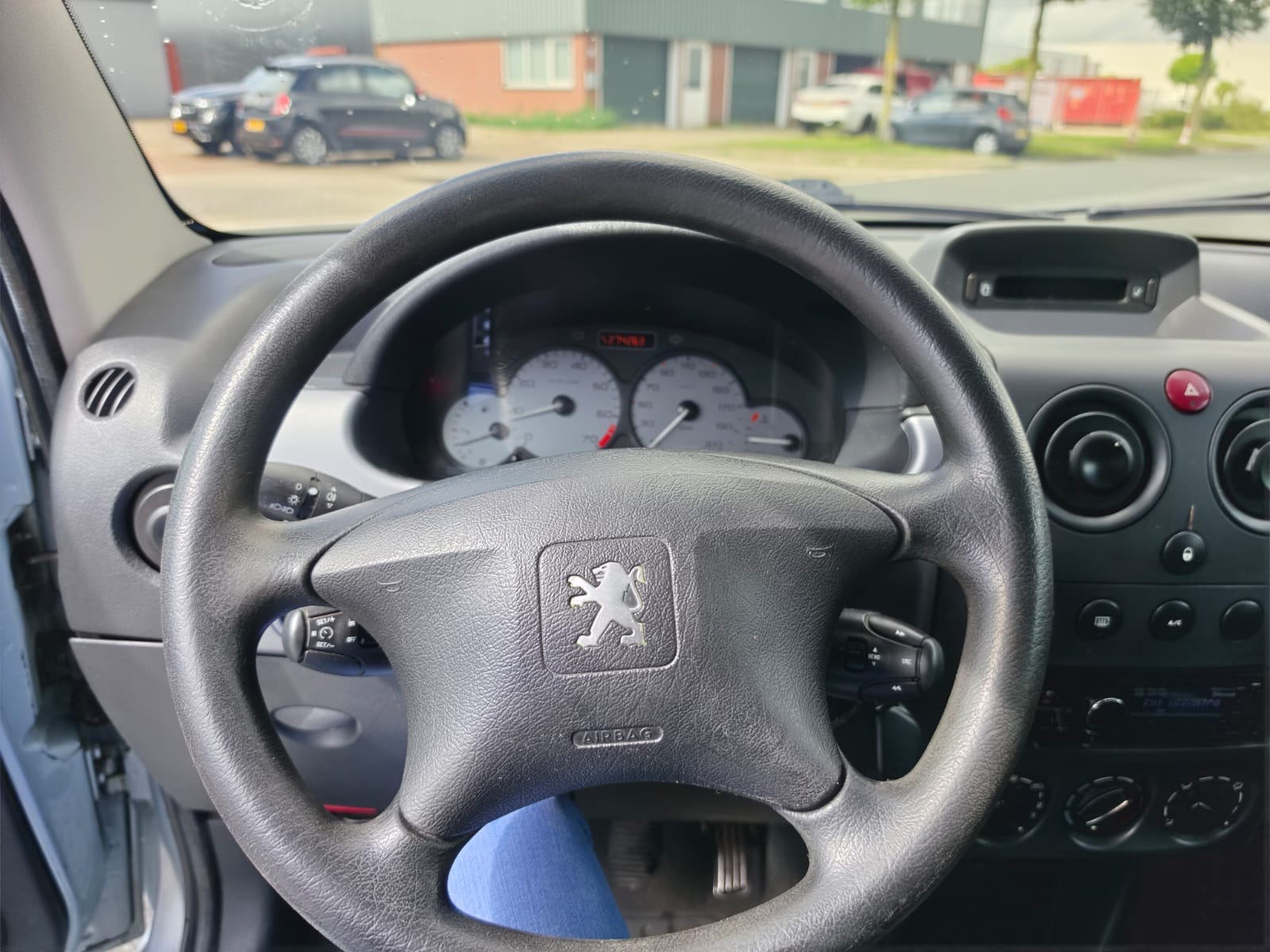 Foto van Peugeot Partner