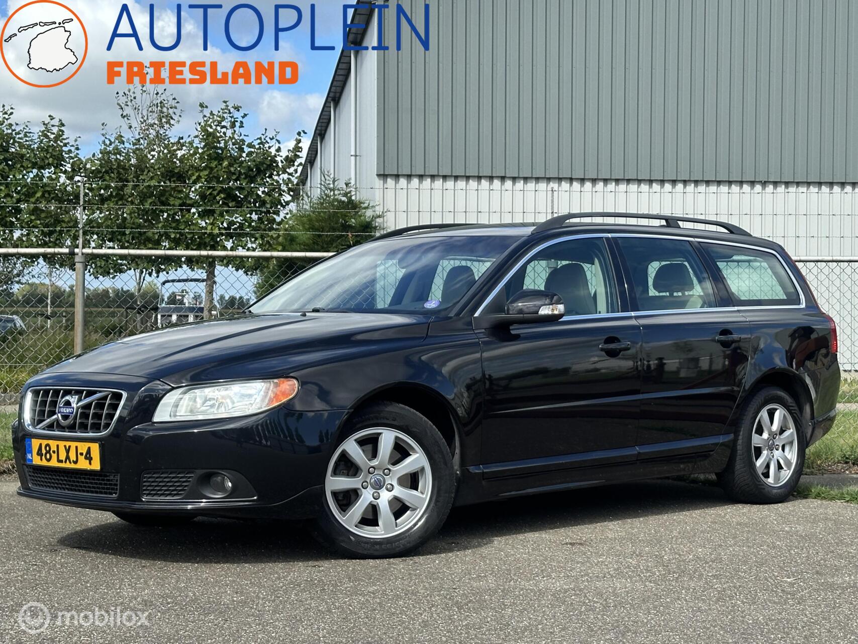 Volvo V70 2.0T Kinetic|APK 5/27|Automaat|Trekhaak|Clima 2010 - voorkant