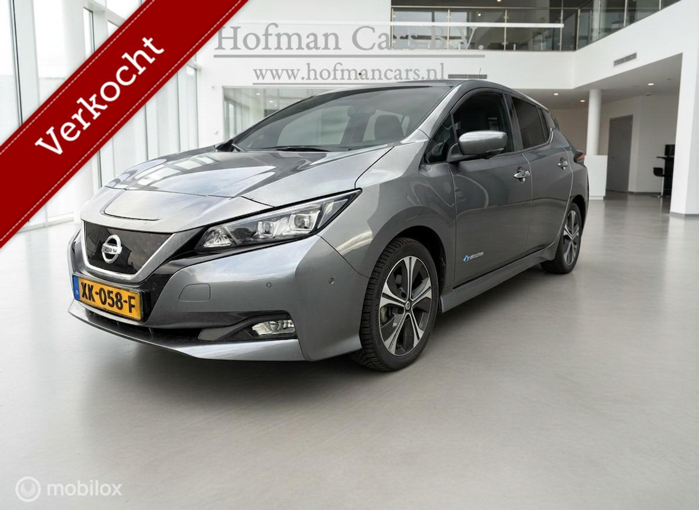 Nissan Nissan Leaf 40kwh Tekna 40 kWh 150 PK | Trekhaak | Leder | Bose | 360° Camera 2019 - voorkant