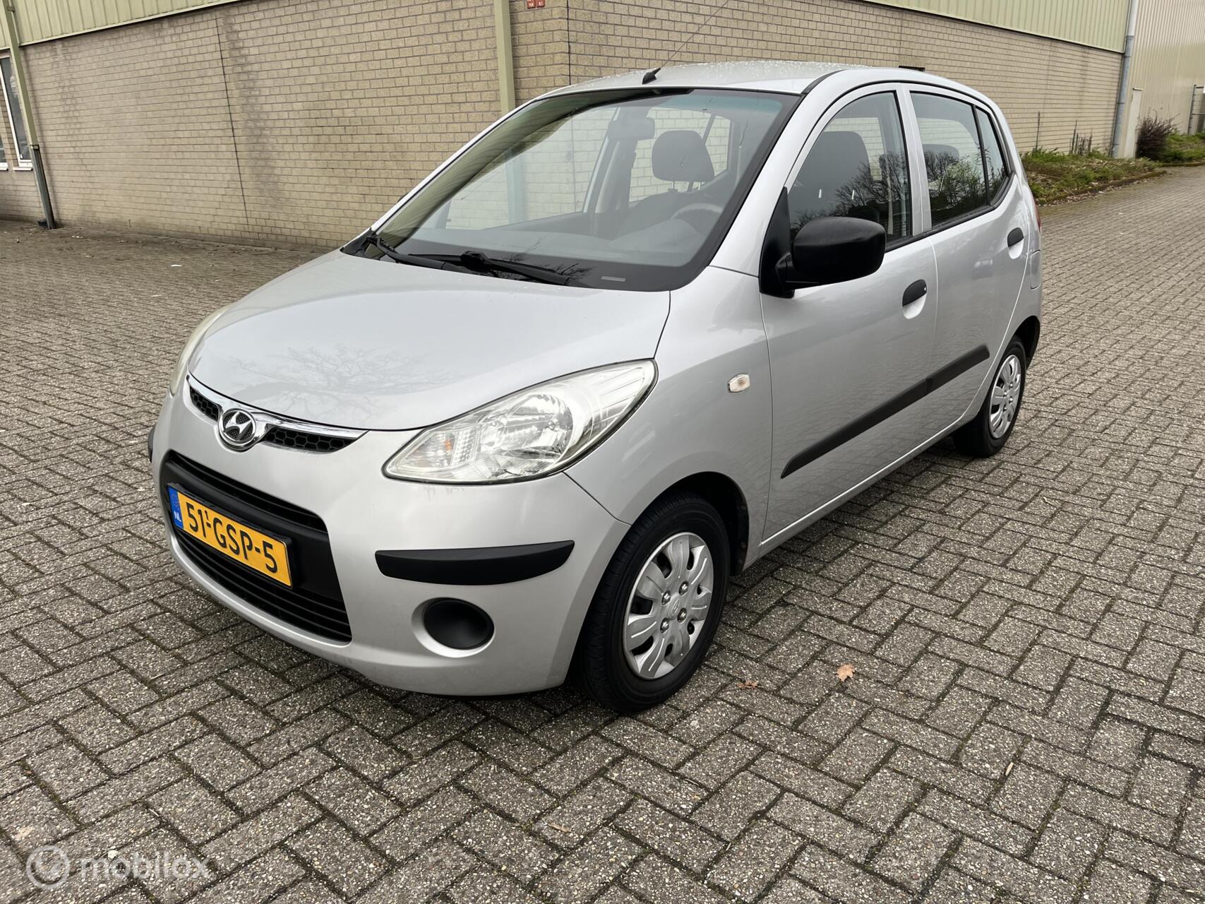 Hyundai I 10 1.1 Dynamic 2008 - voorkant