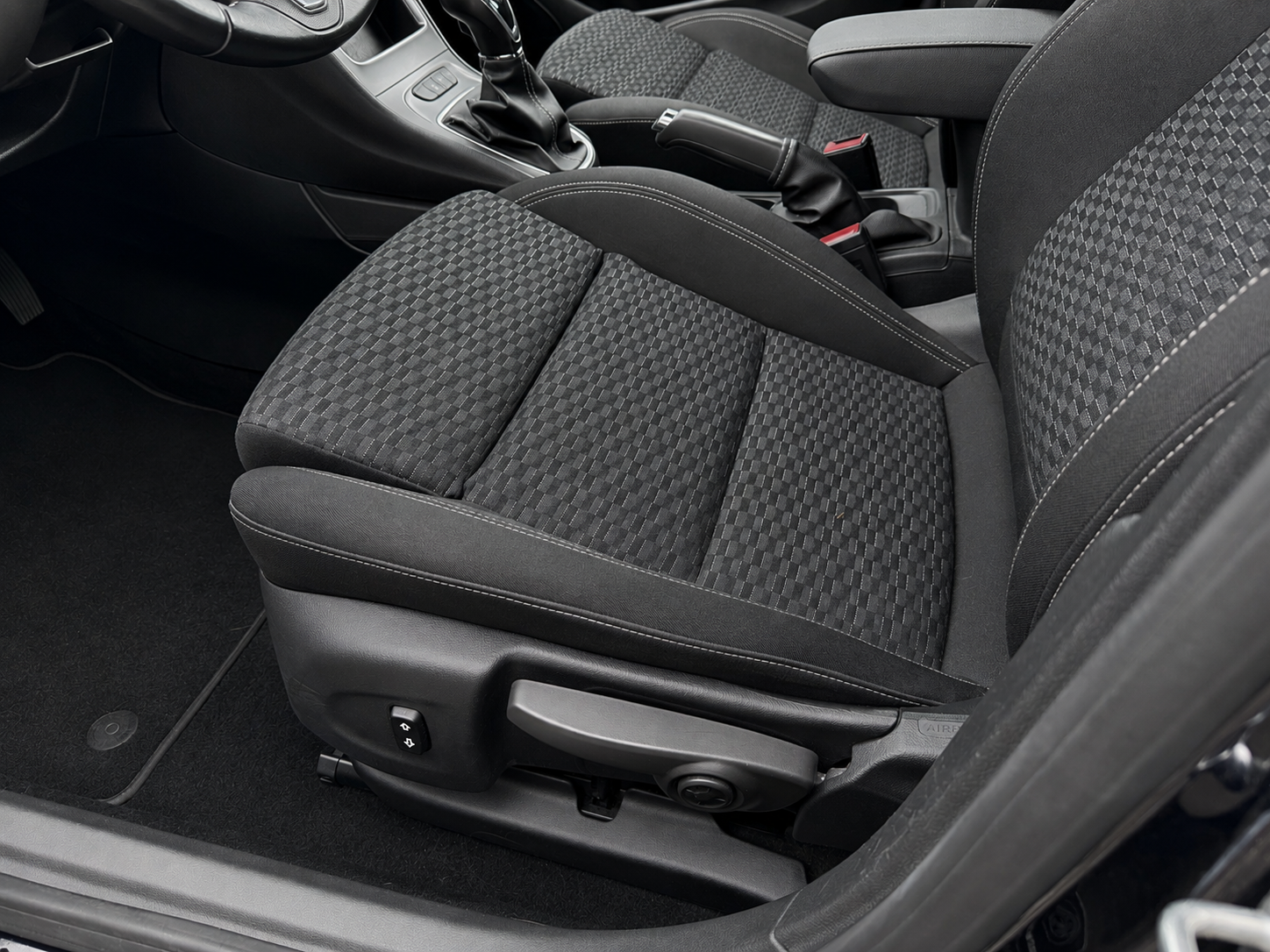 Foto van Opel Astra Sports Tourer