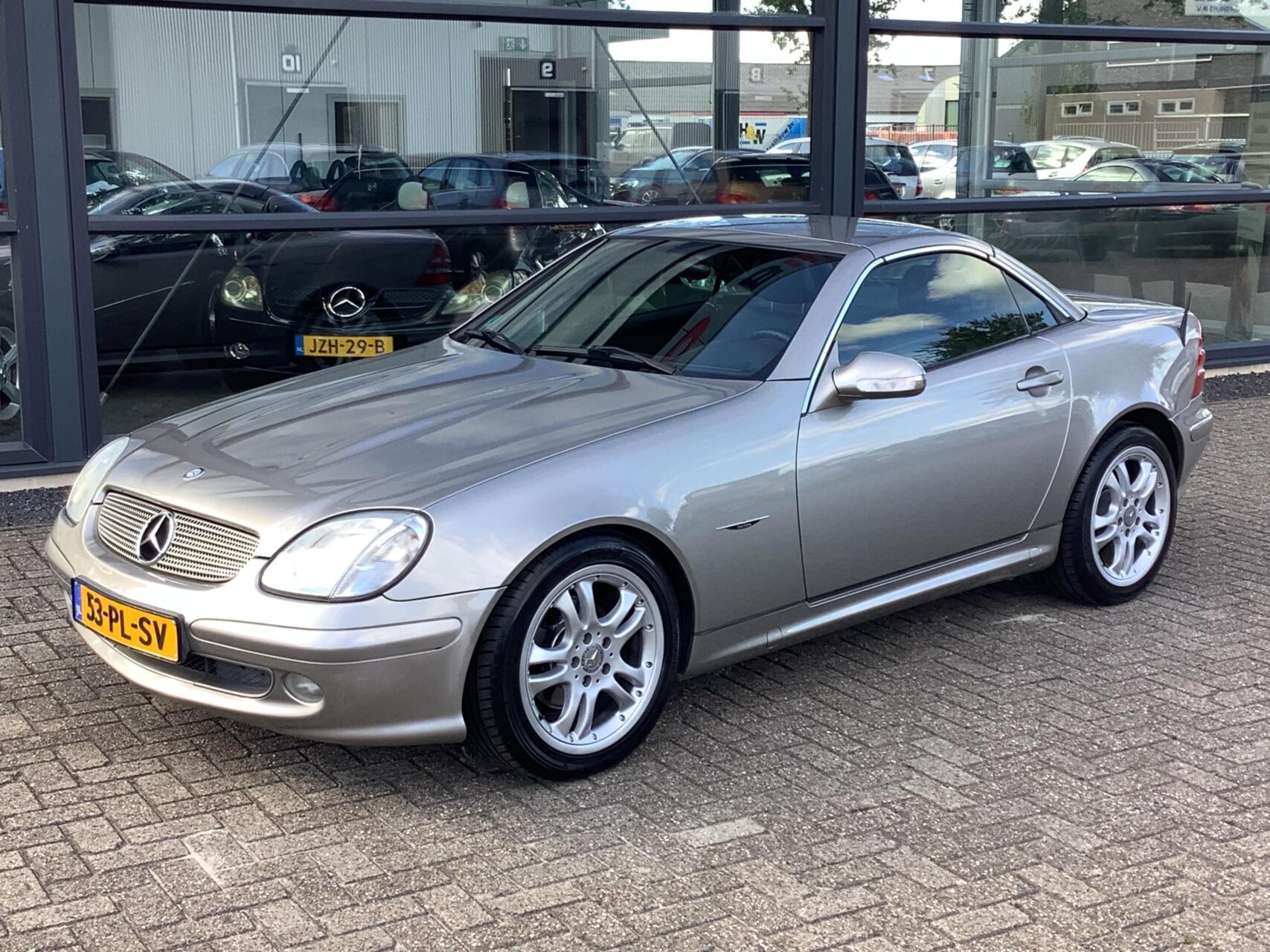 Foto van Mercedes-Benz SLK 200 Kompressor