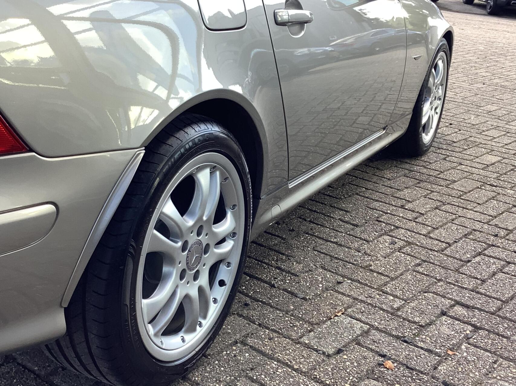 Foto van Mercedes-Benz SLK 200 Kompressor