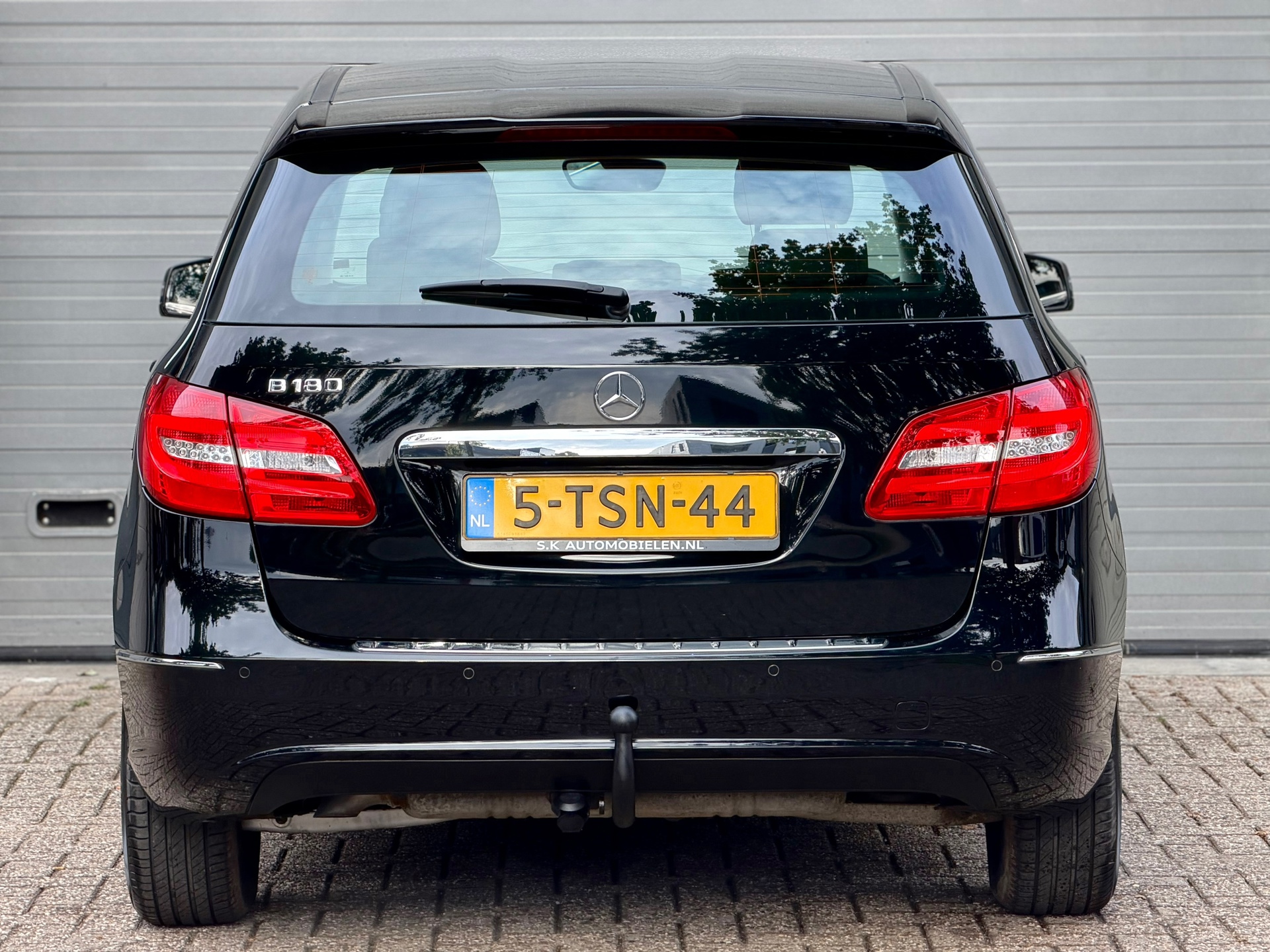 Foto van Mercedes-Benz B 180