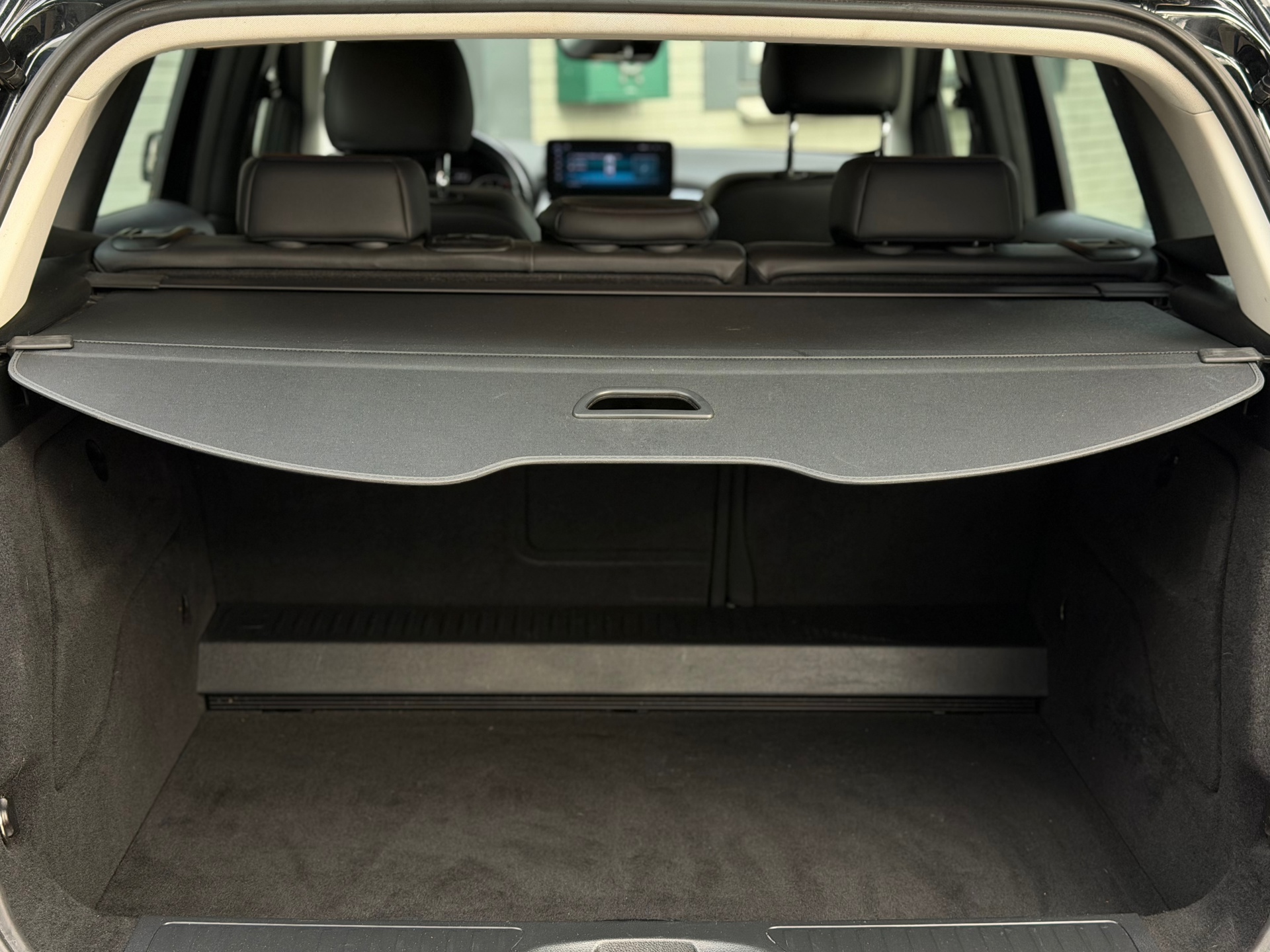 Foto van Mercedes-Benz B 180