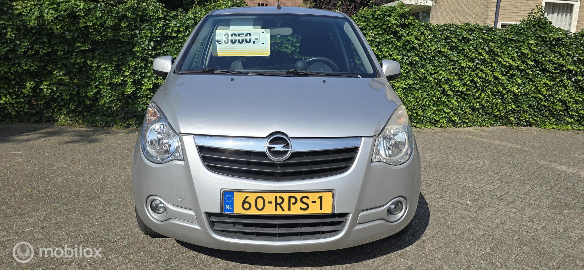 Foto van Opel Agila