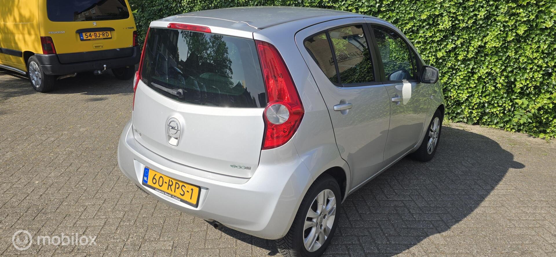 Foto van Opel Agila