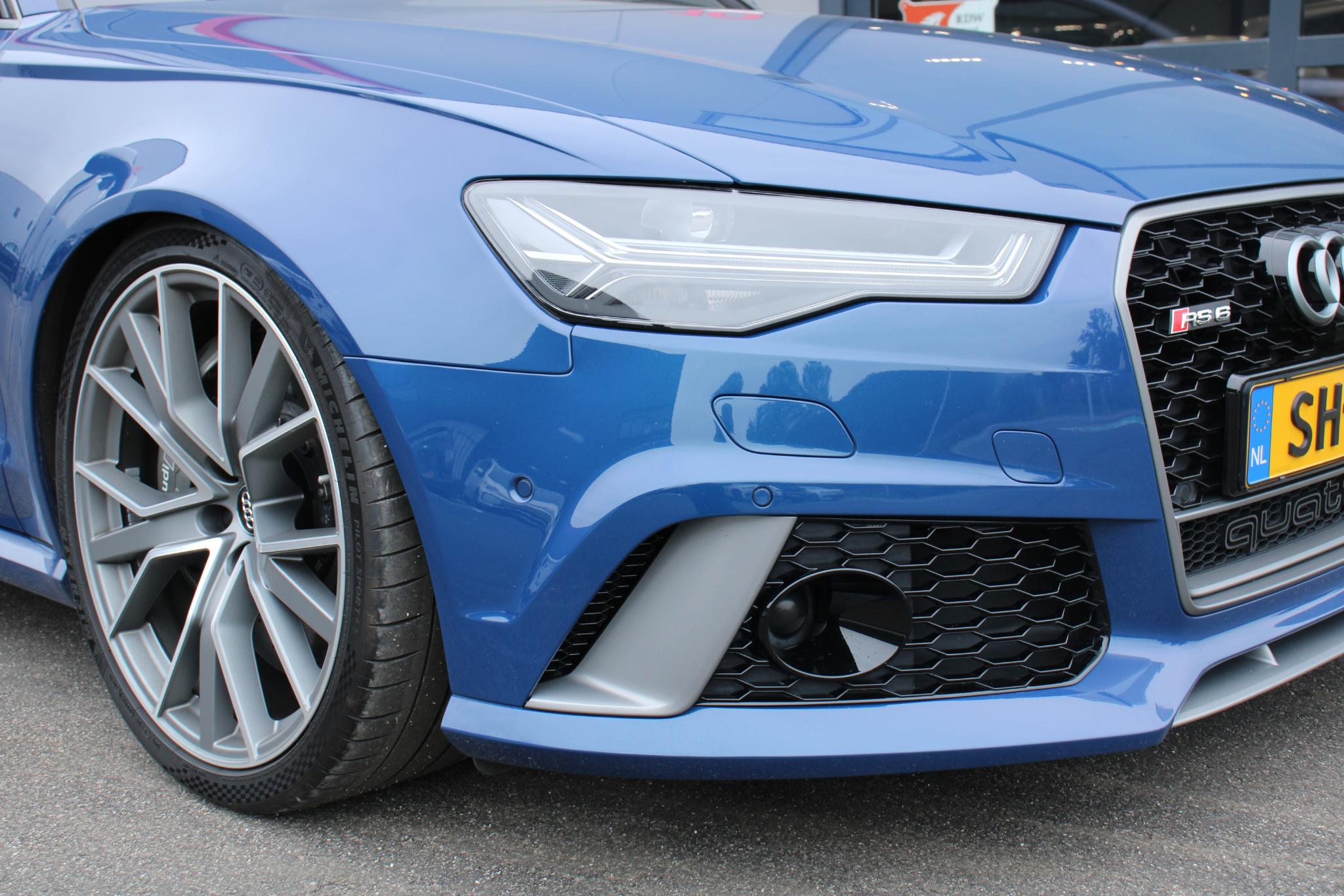 Foto van Audi RS 6 Avant Performance