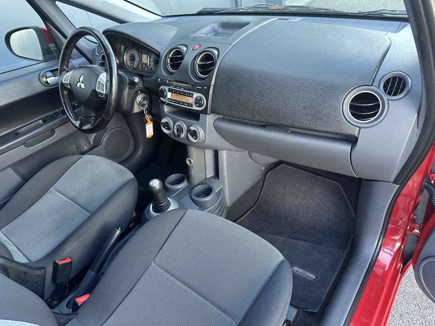 Foto van Mitsubishi Mitsubishi Colt