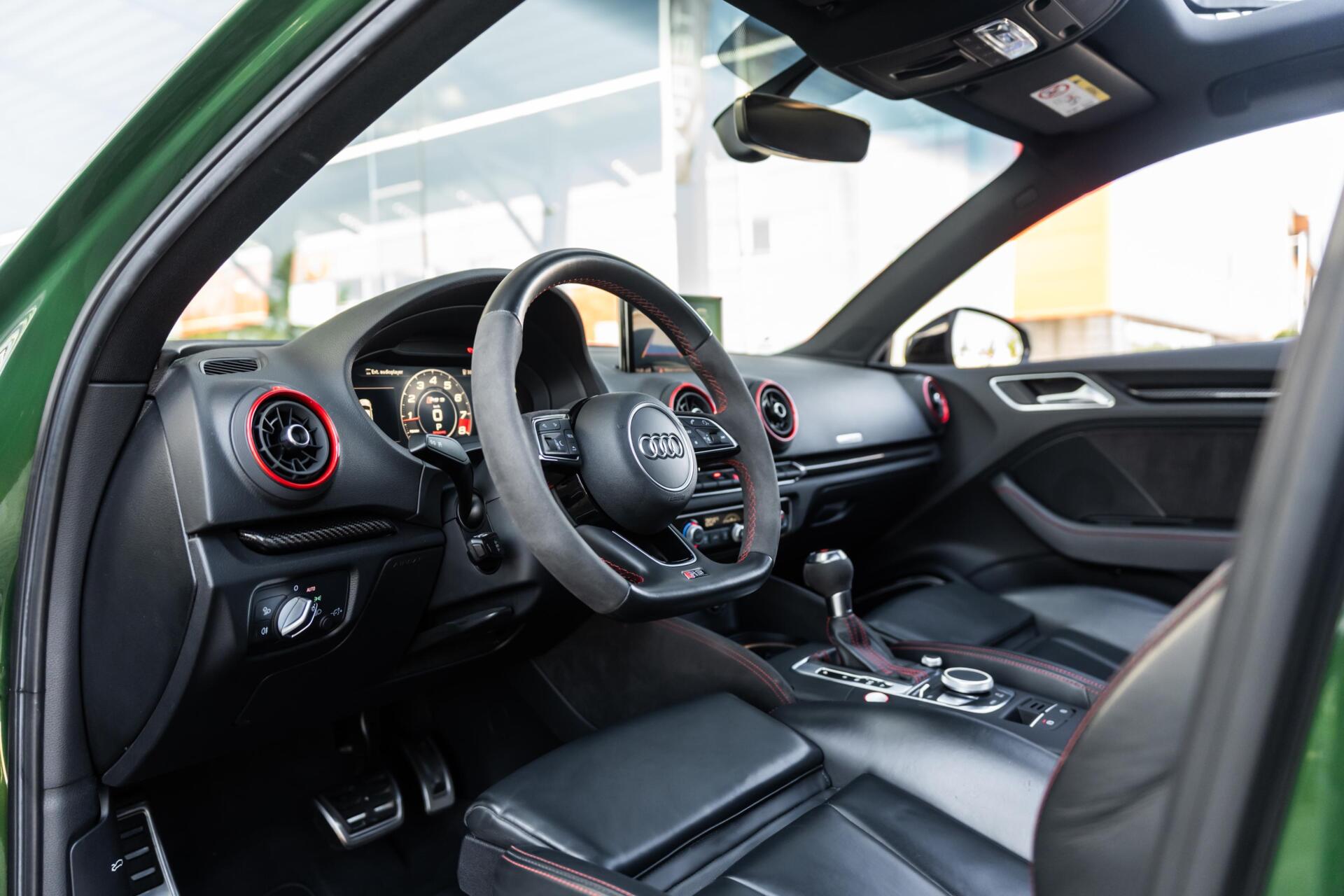 Foto van Audi RS 3 Limousine