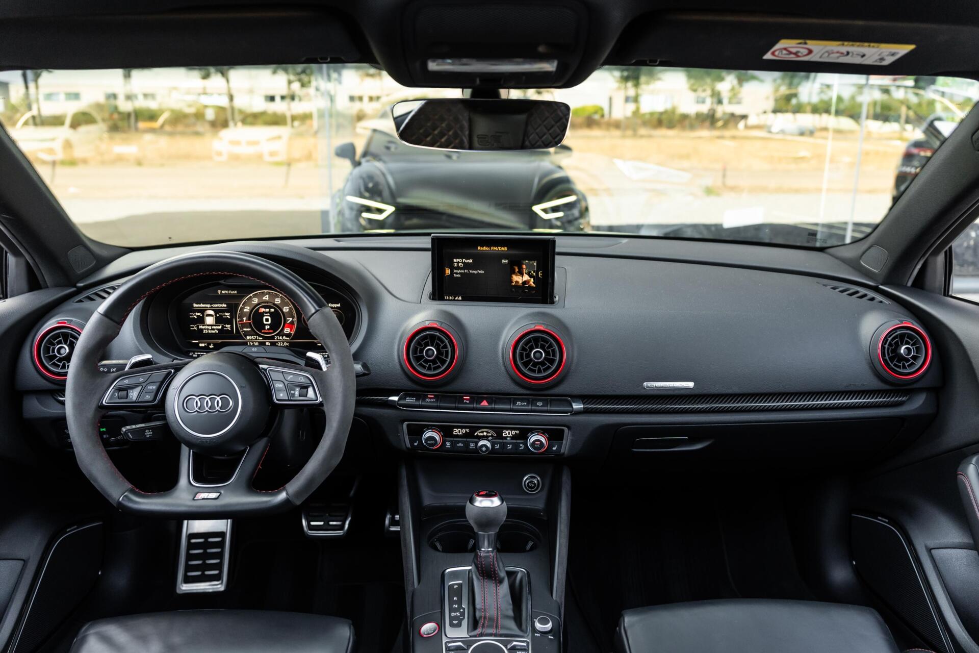 Foto van Audi RS 3 Limousine