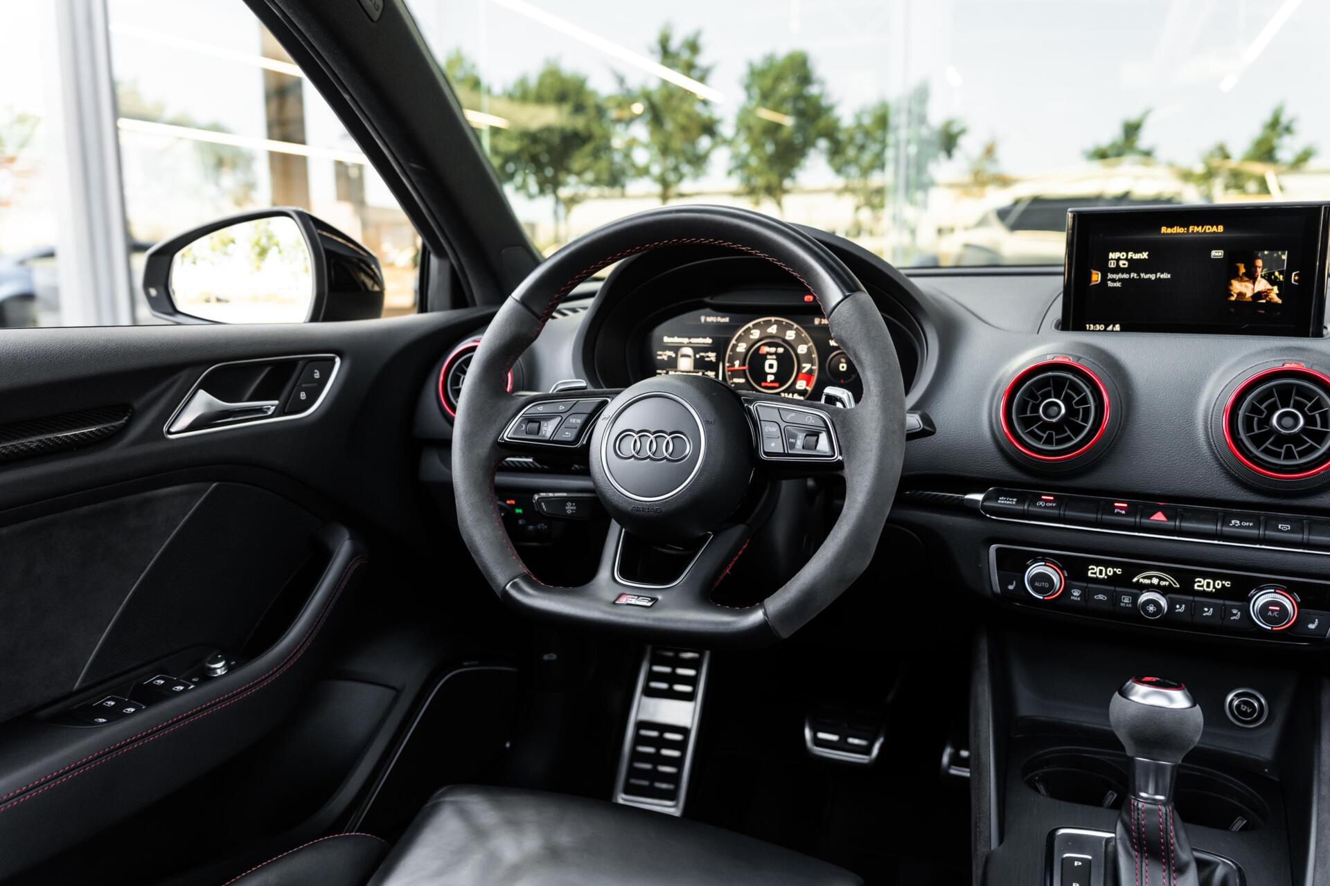 Foto van Audi RS 3 Limousine