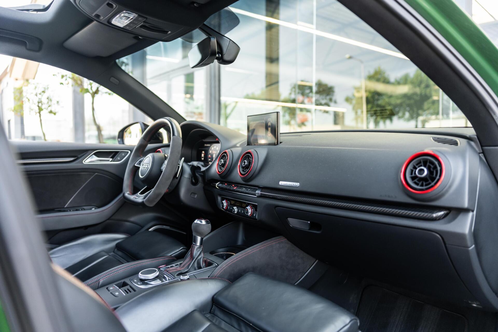 Foto van Audi RS 3 Limousine
