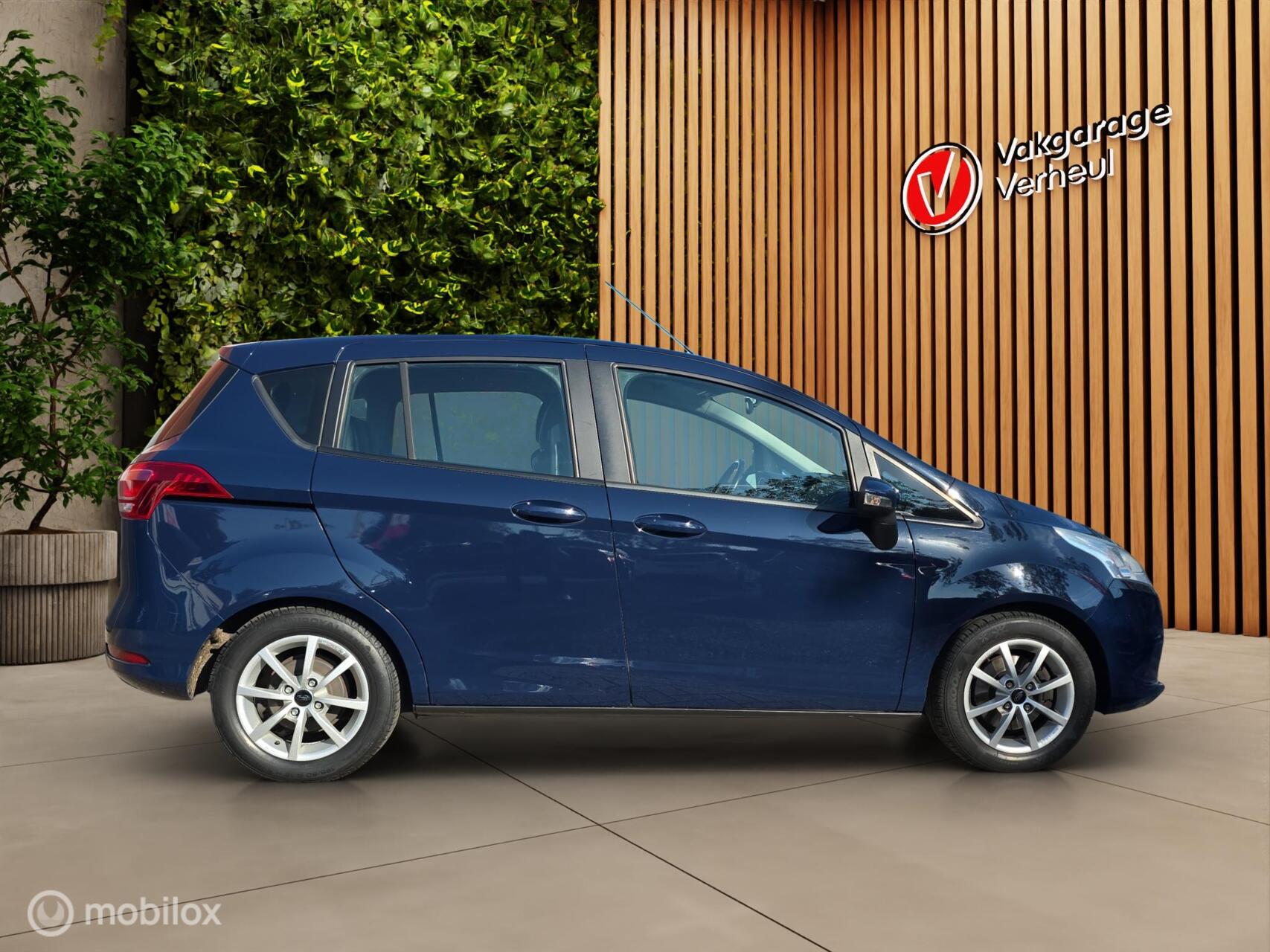 Foto van Ford B-max