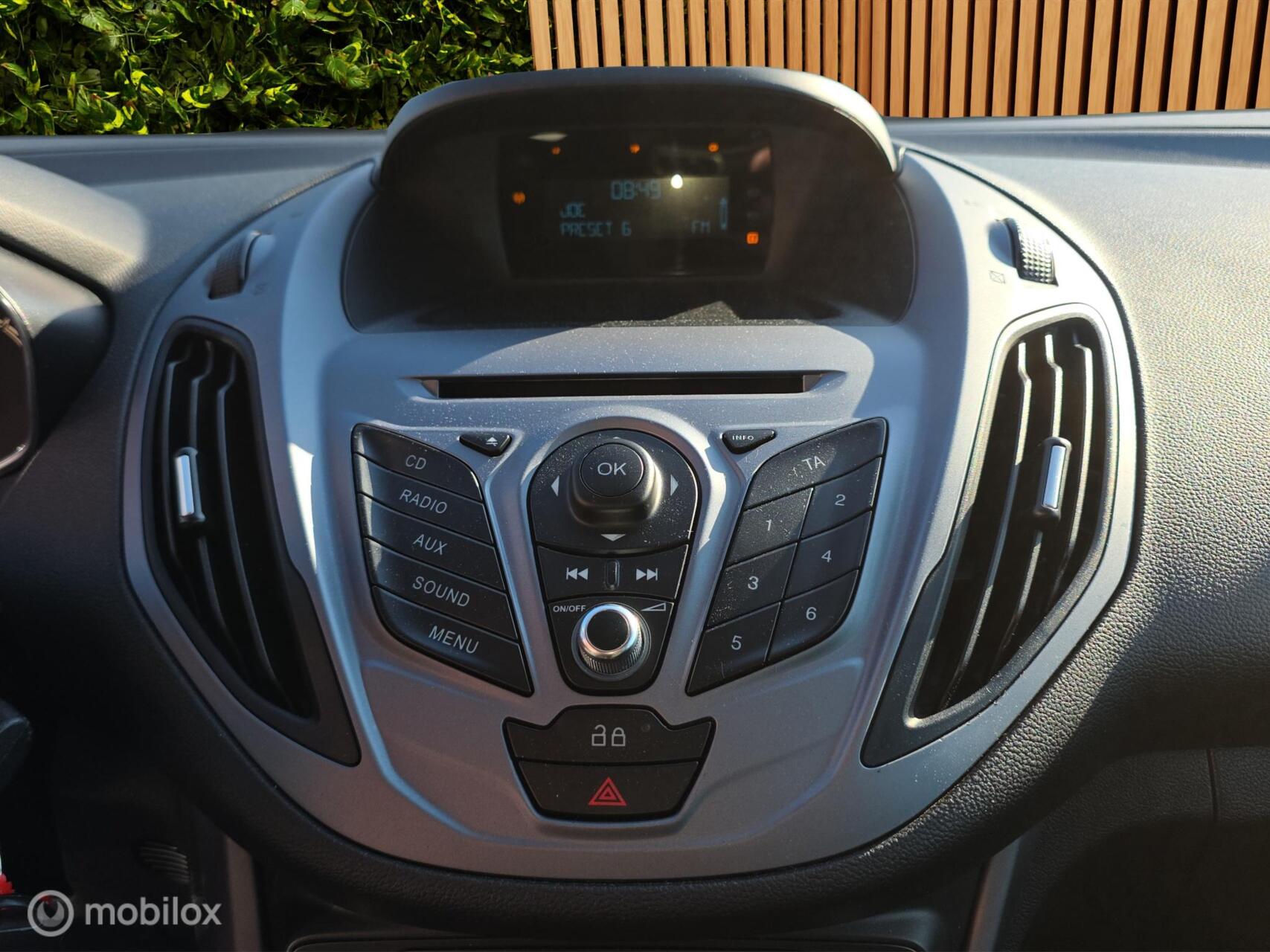 Foto van Ford B-max