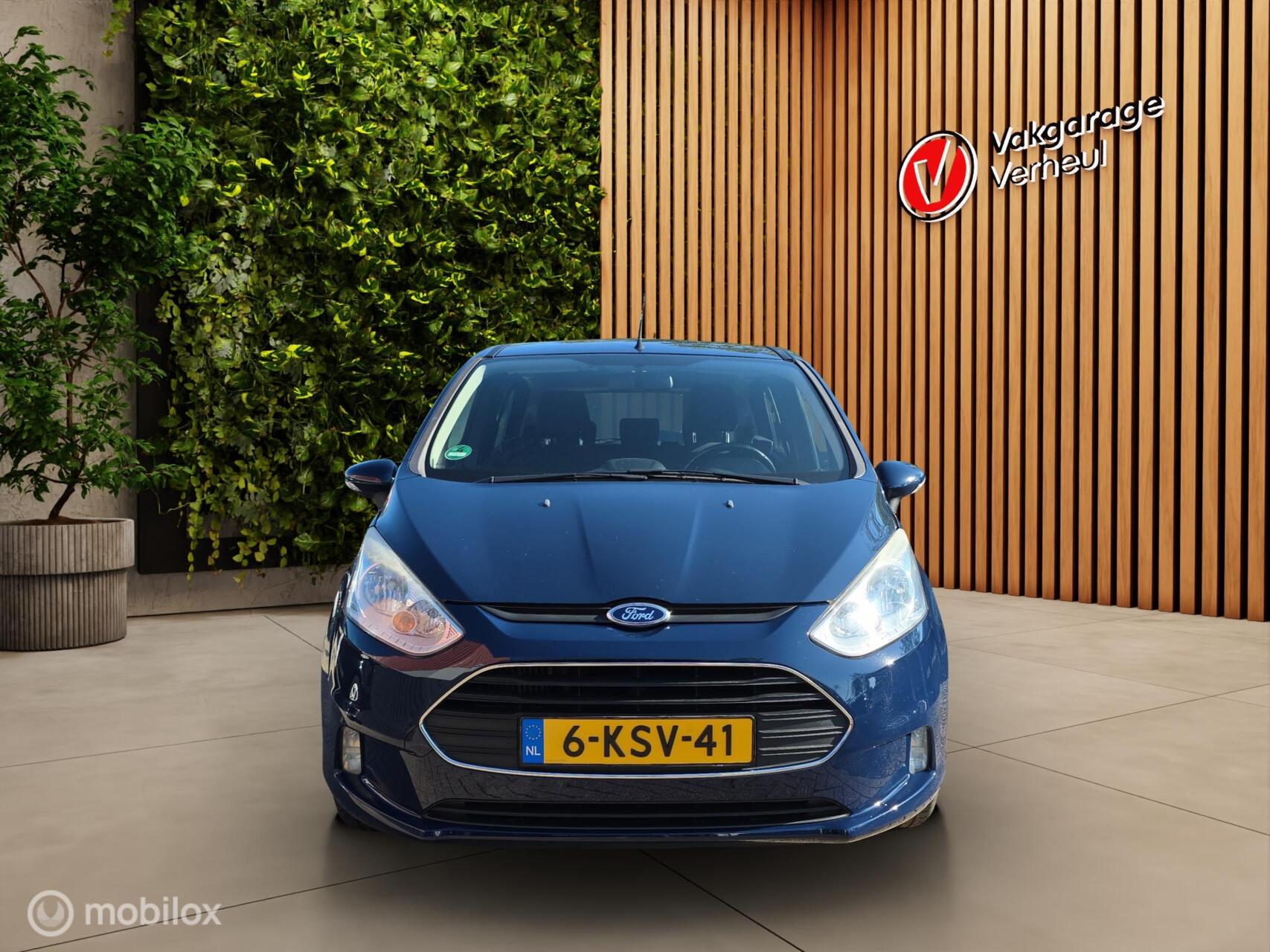 Foto van Ford B-max