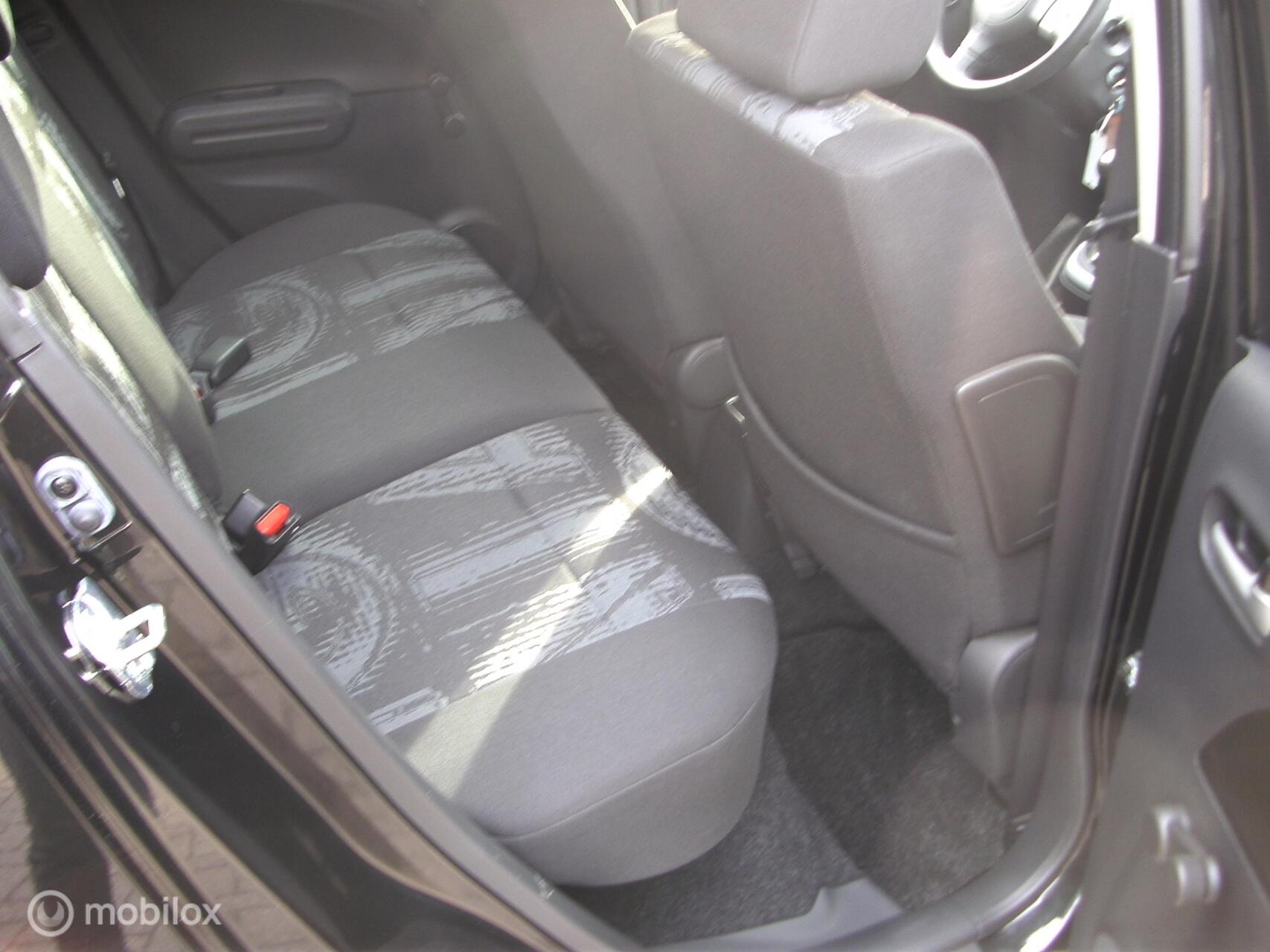 Foto van Opel Agila