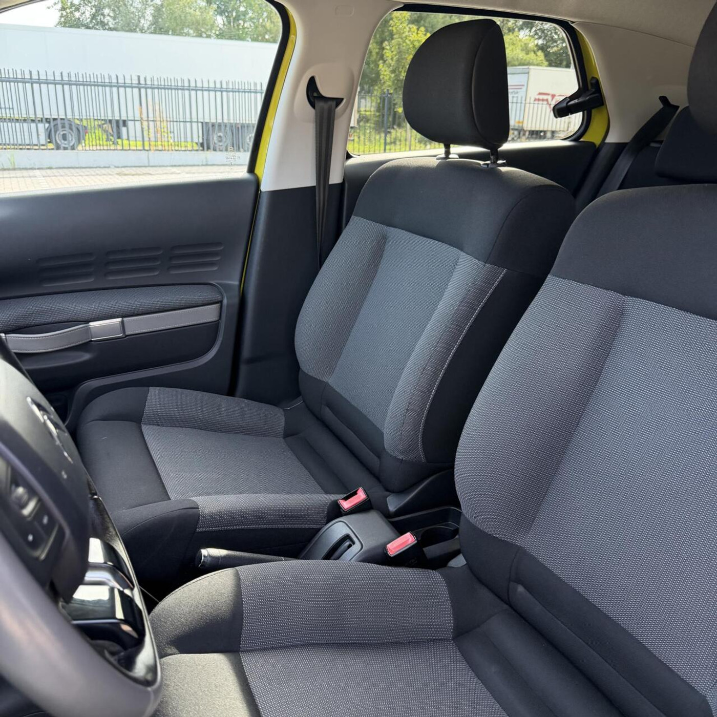 Foto van Citroen C4 Cactus