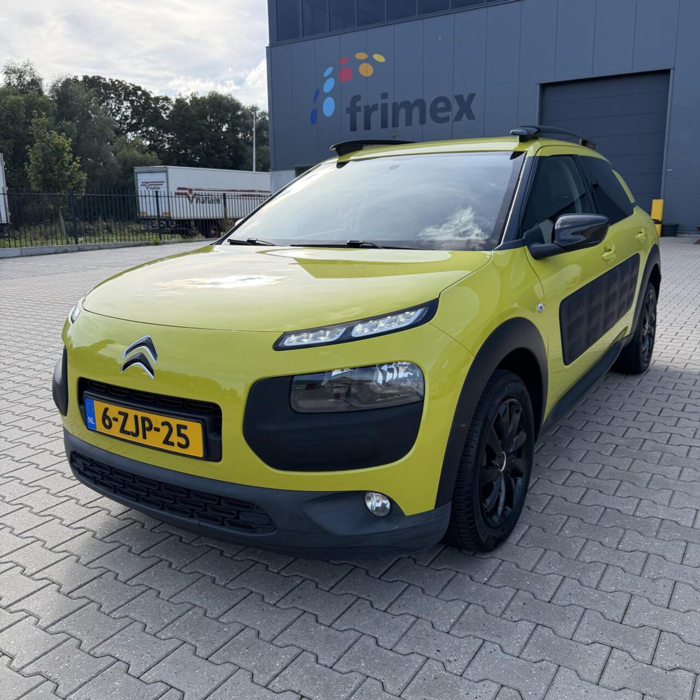 Citroen C4 Cactus 1.2 2015 | NW APK & Distributieriem 2015 - voorkant