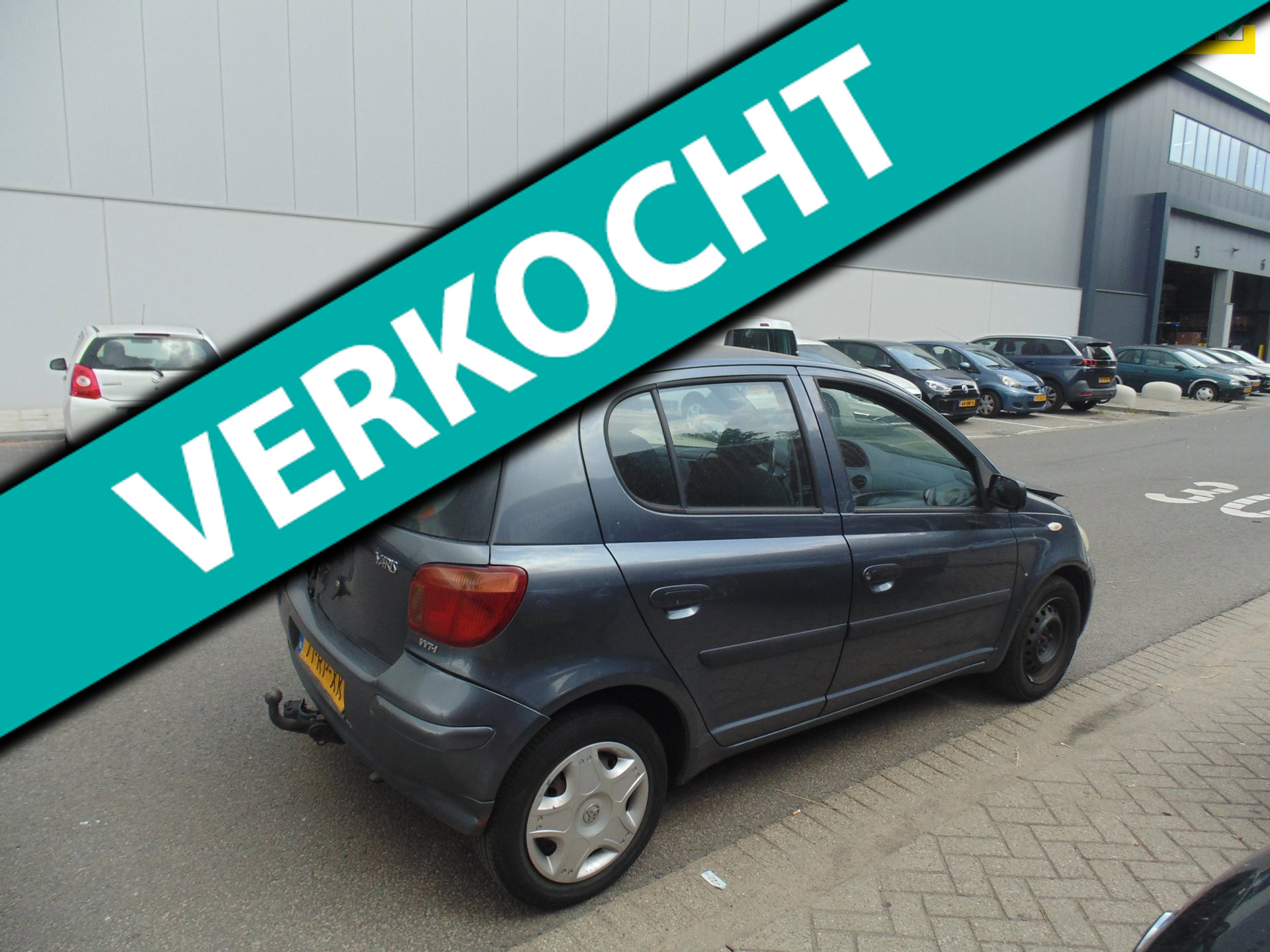 Toyota Yaris 1.3 VVT-i S-Line 5 DEURS MET AIRCO 2005 - voorkant