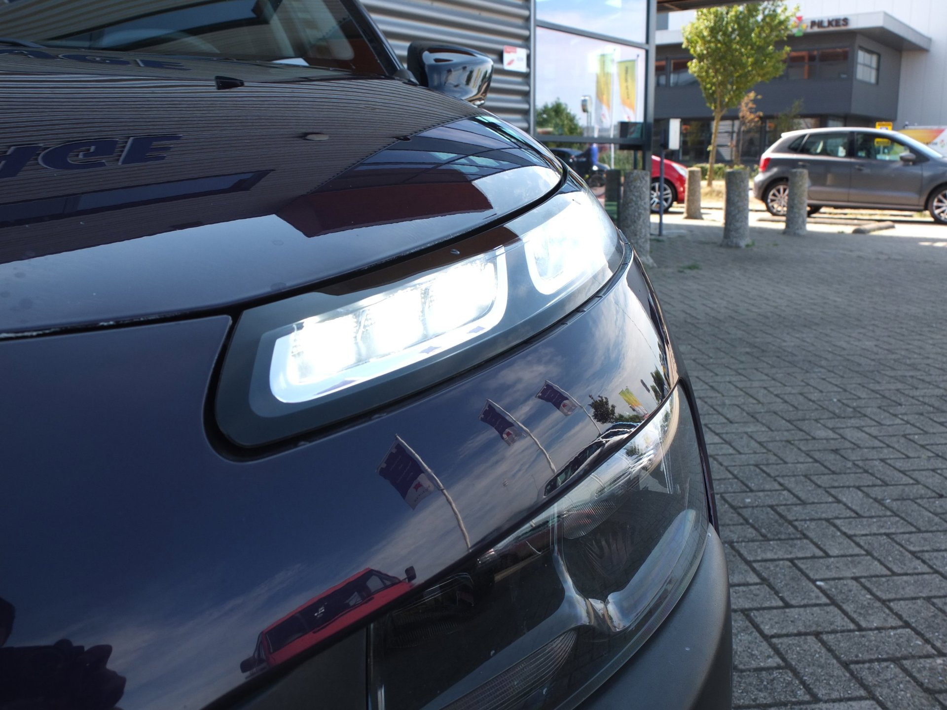 Foto van Citroen C4 Cactus
