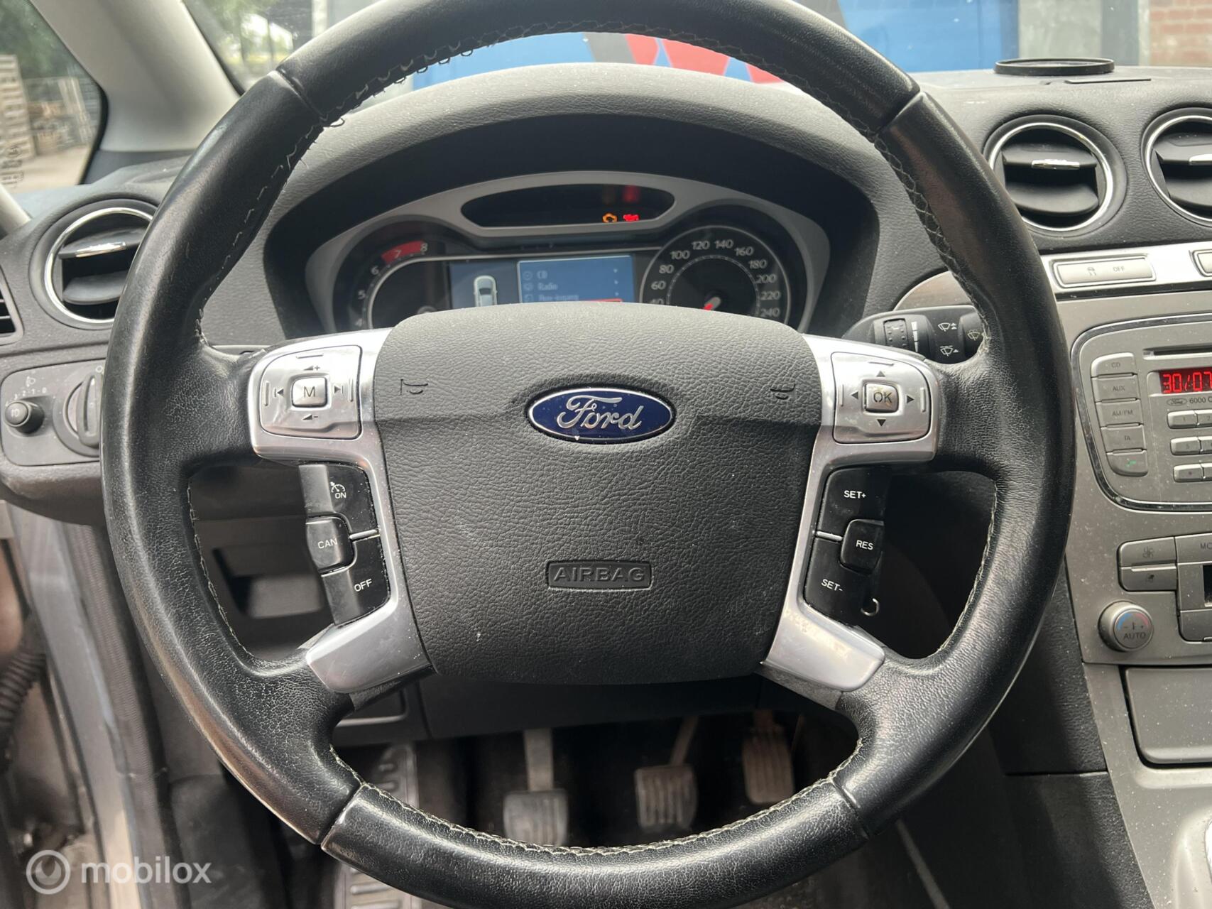 Foto van Ford S-max