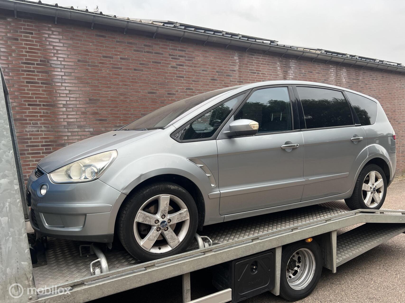 Ford S-max 2.0 Titanium 7p. | Koppakking stuk! 2009 - voorkant