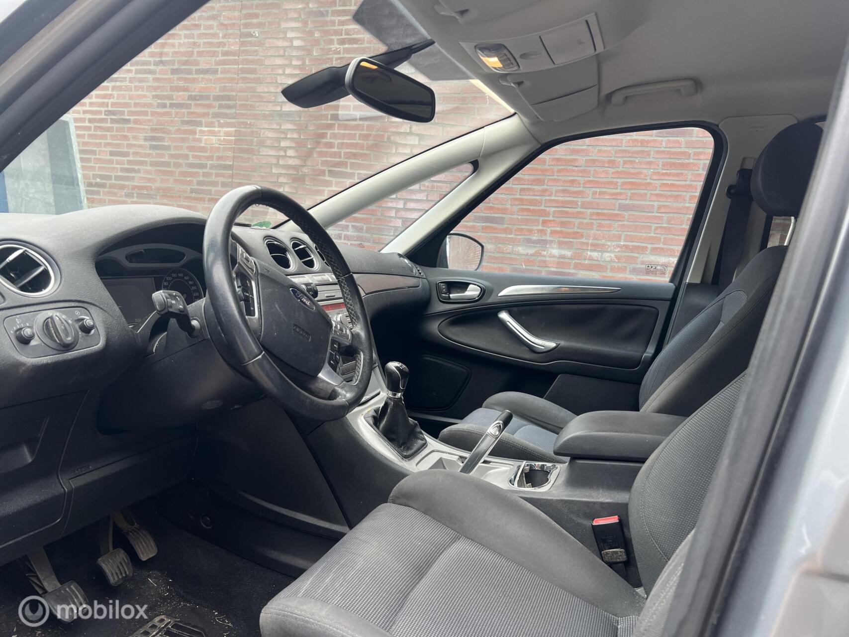 Foto van Ford S-max