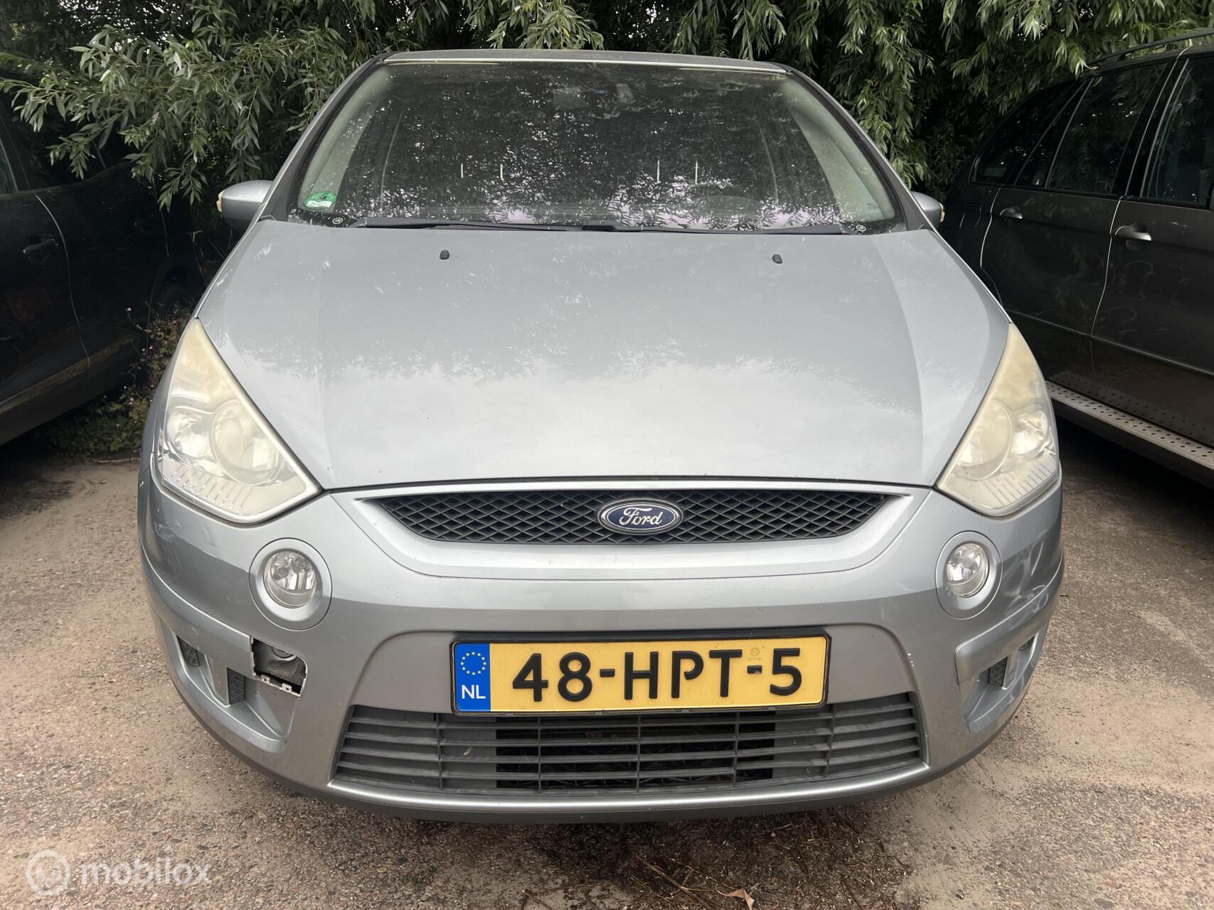 Foto van Ford S-max