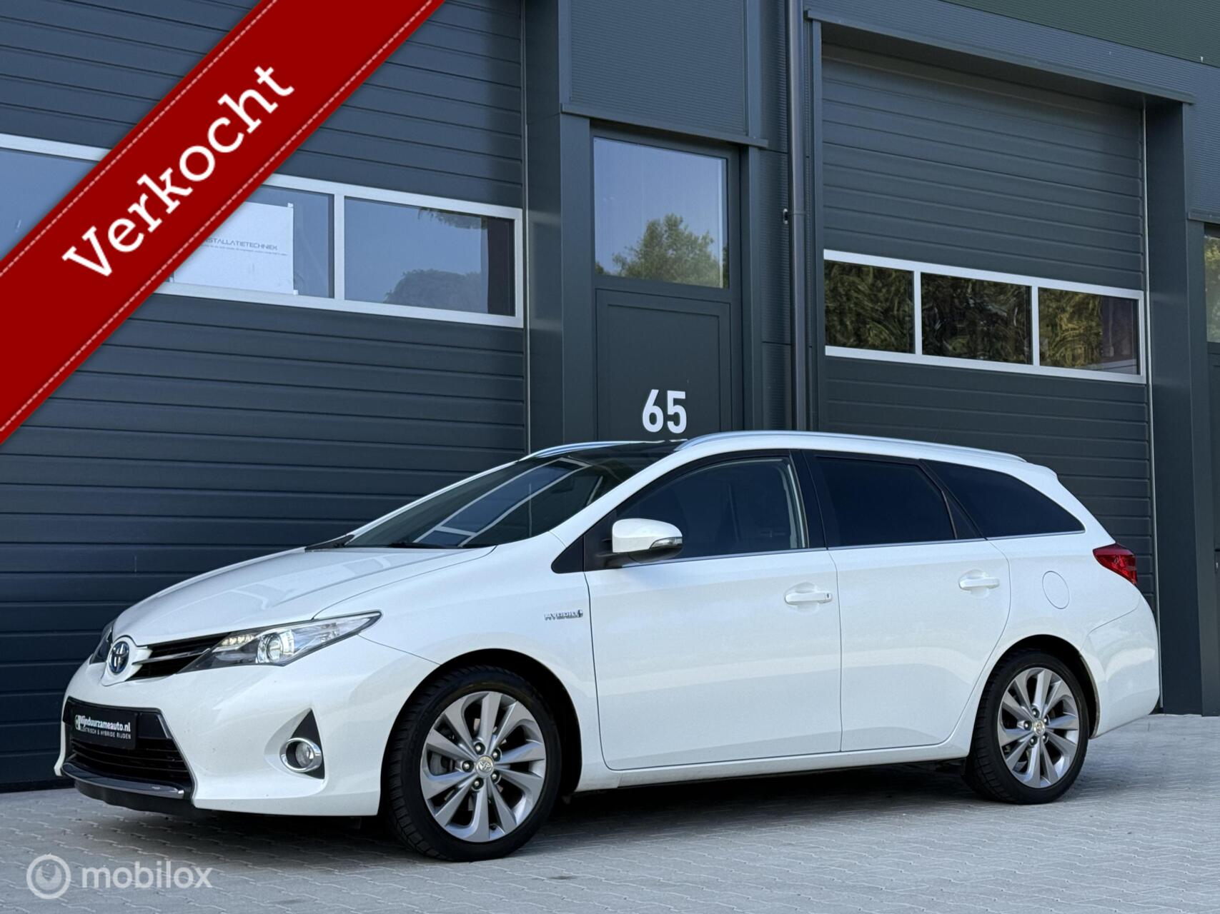 Toyota Toyota Auris 1.8 Hybrid Aut. Station, Pano, Led, Dealer, Vol 2013 - voorkant