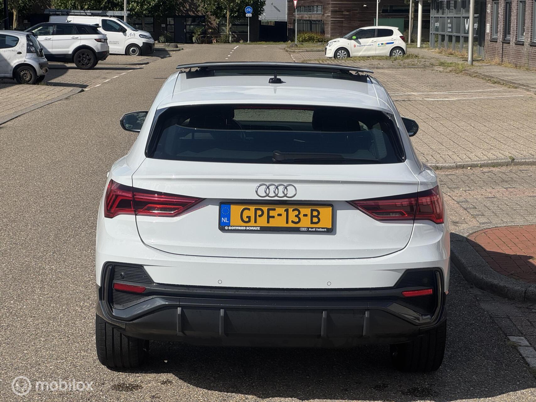 Foto van Audi Q3 Sportback E-tron