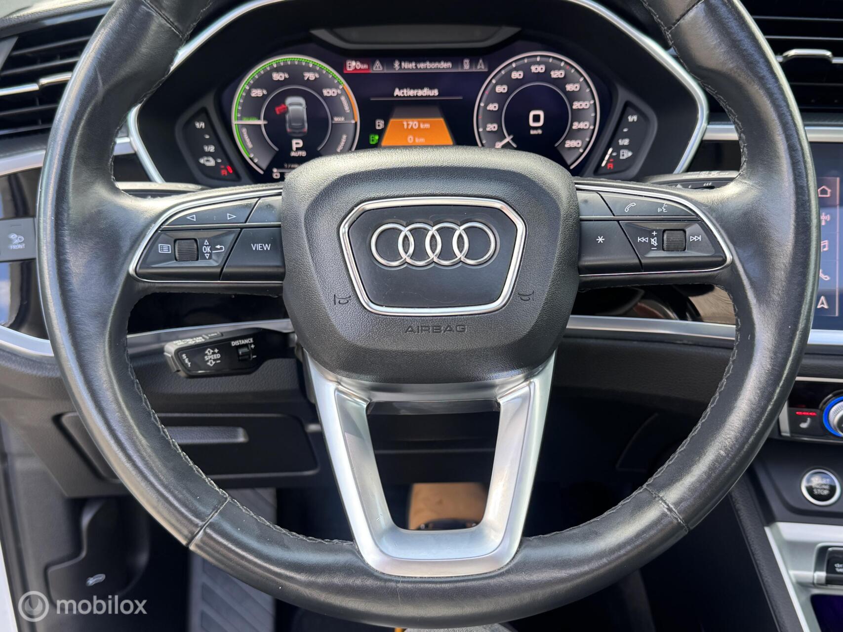 Foto van Audi Q3 Sportback E-tron
