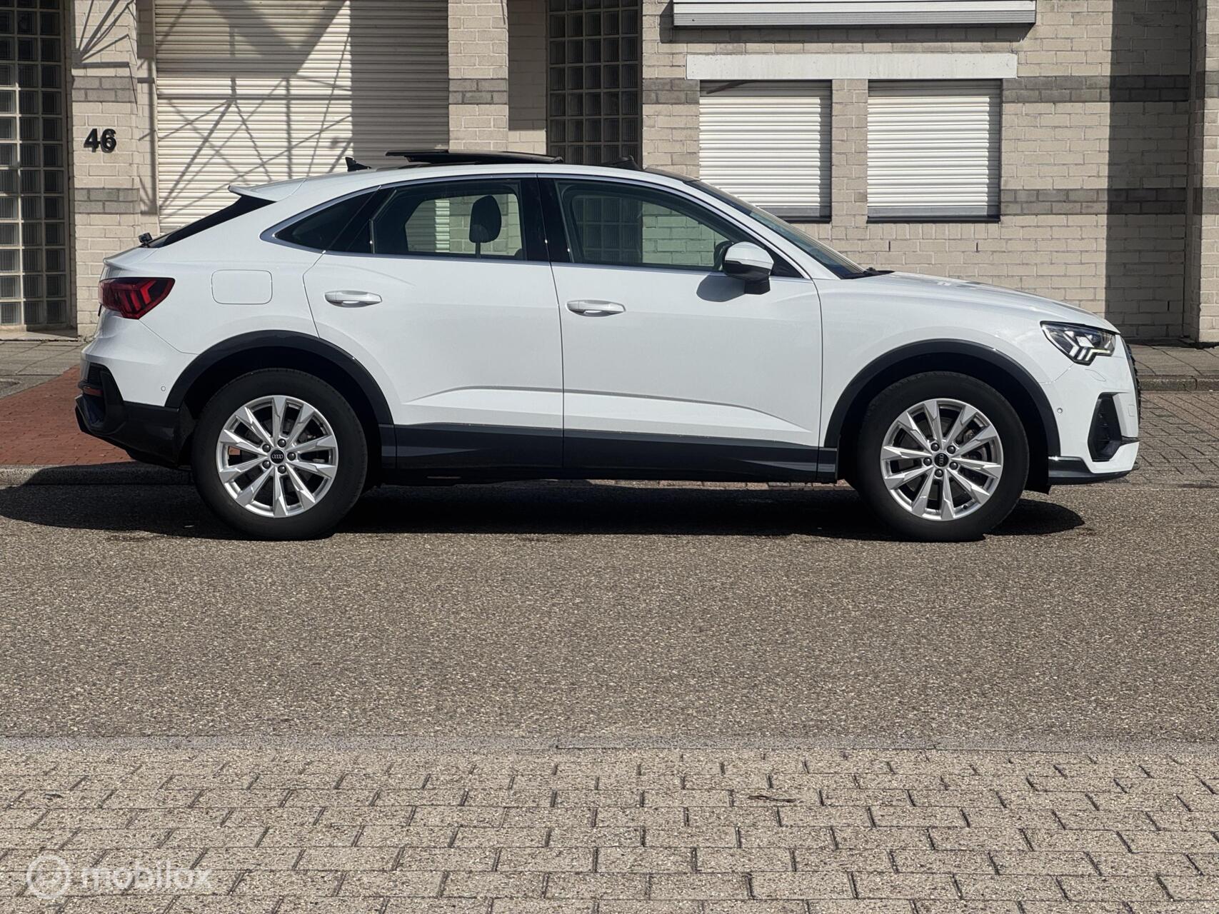 Foto van Audi Q3 Sportback E-tron