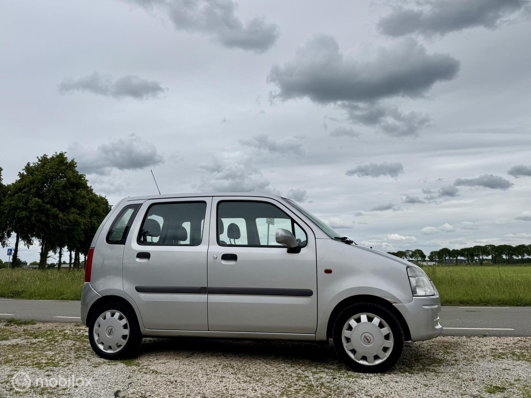 Foto van Opel Agila