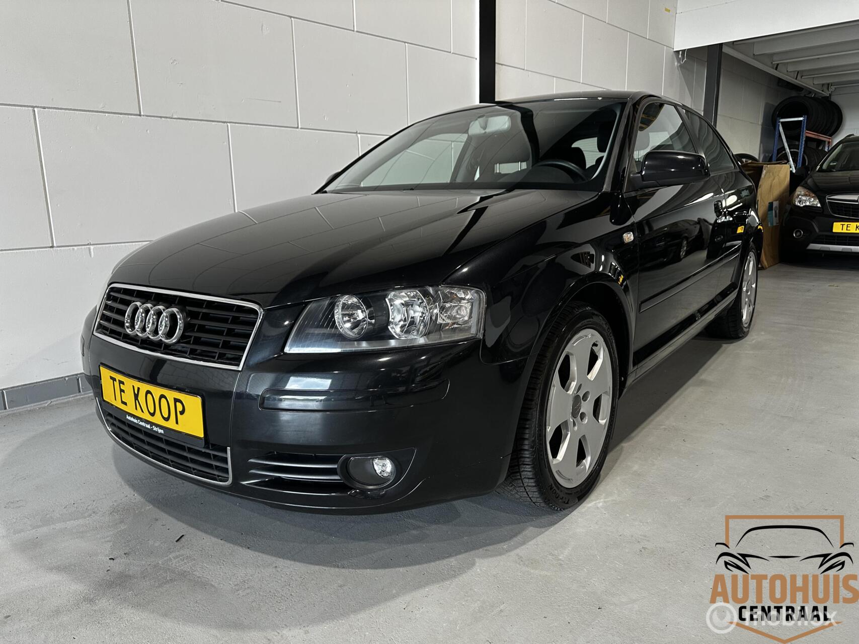 Audi Audi A3 1.6 Ambition*AUTOMAAT*schuif/kanteldak*Elekramen 2004 - voorkant