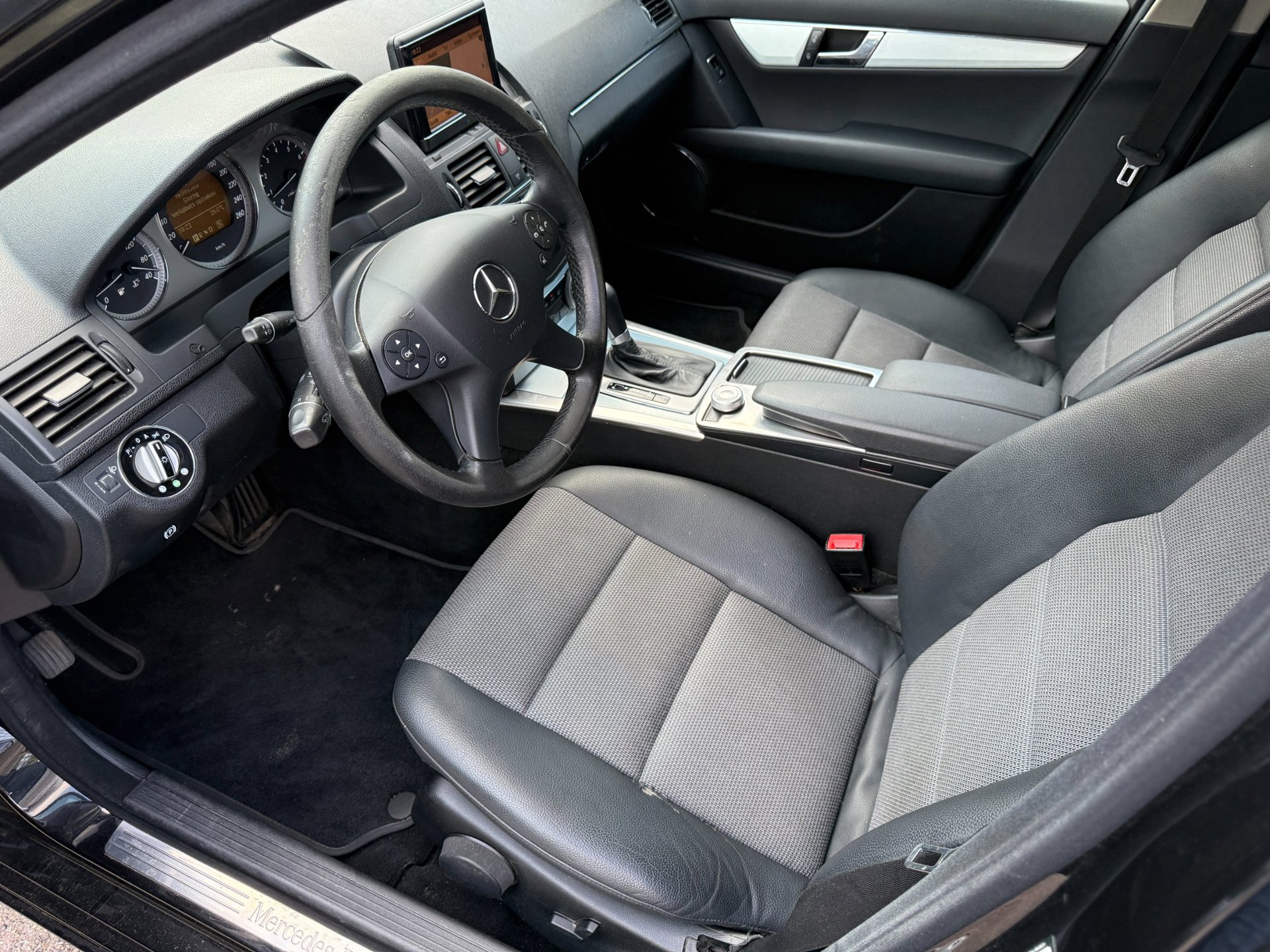 Foto van Mercedes-Benz C 200 Kompressor