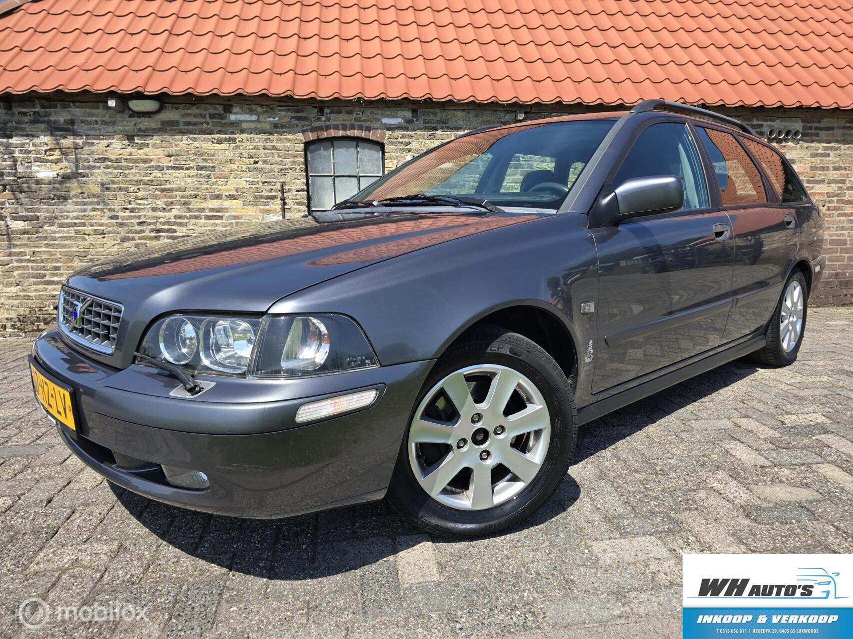 Volvo V40 2.0 Europa Prestige 2004 - voorkant