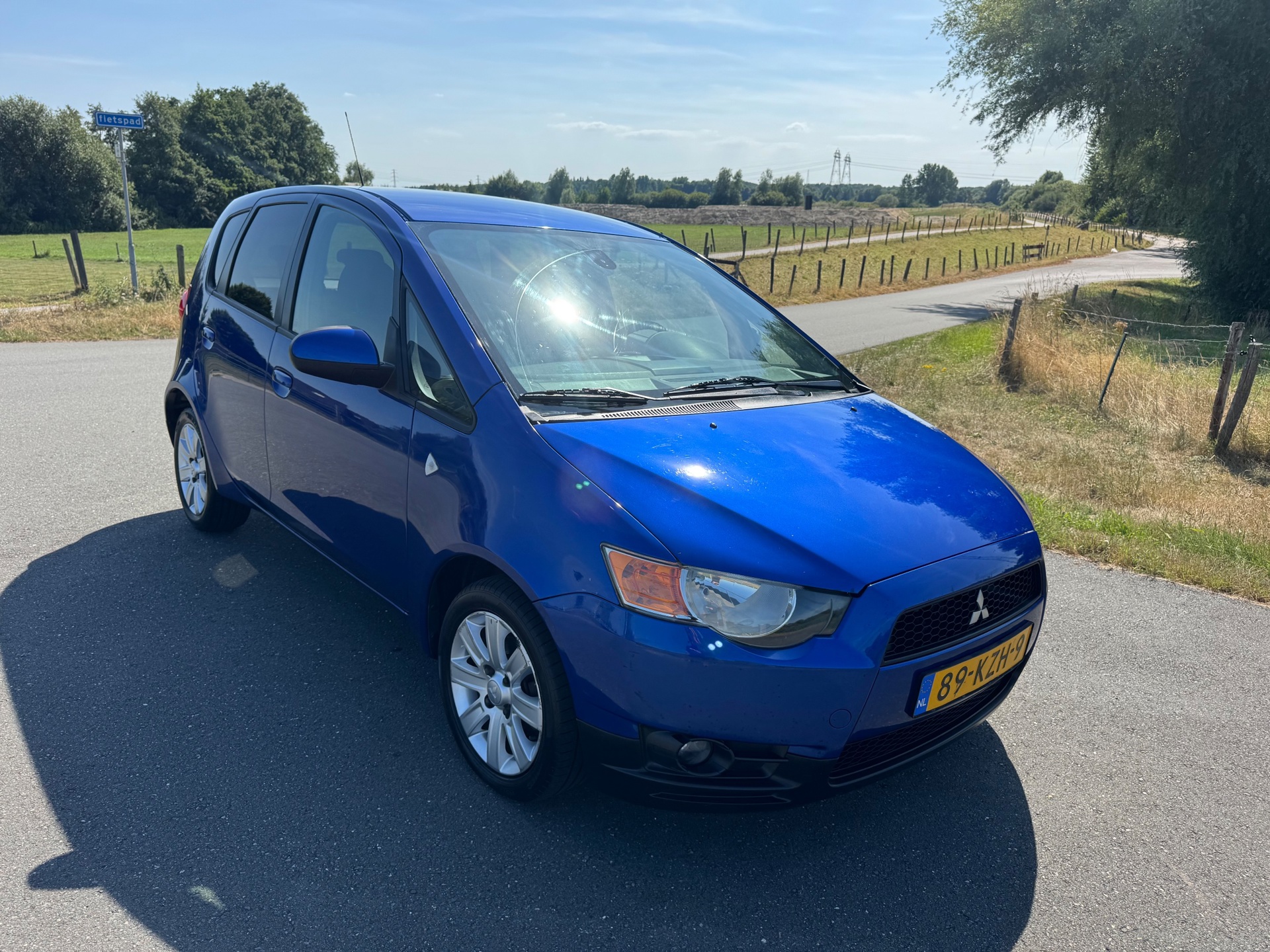 Foto van Mitsubishi Mitsubishi Colt