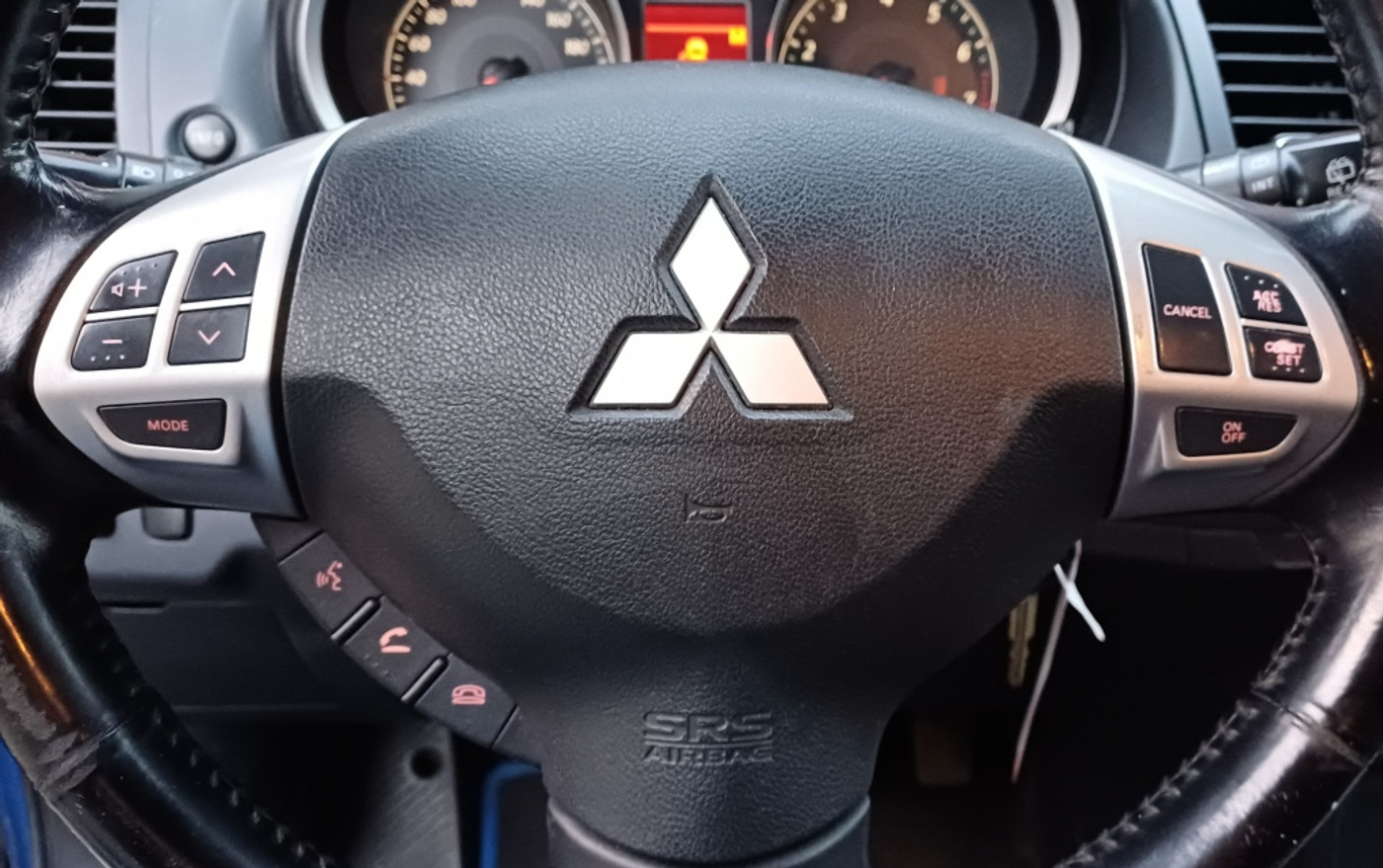 Foto van Mitsubishi Mitsubishi Lancer