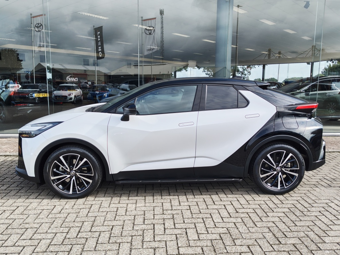 Foto van Toyota Toyota C-hr